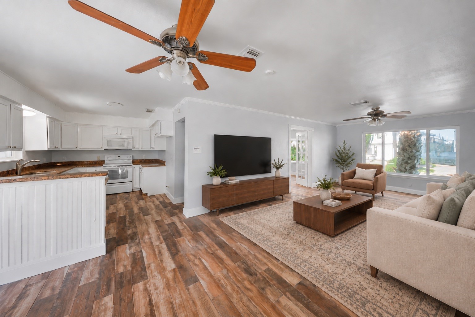 3613 83rd Street Property Photo 8