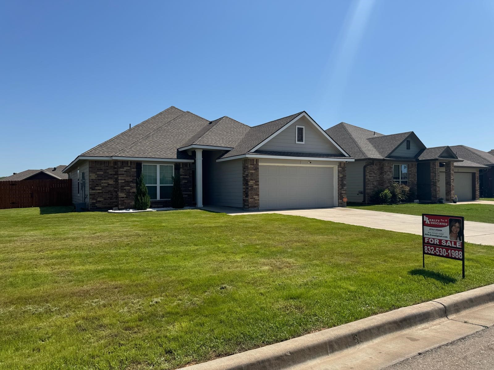 4013 Bravo Ranch Road Property Photo 1