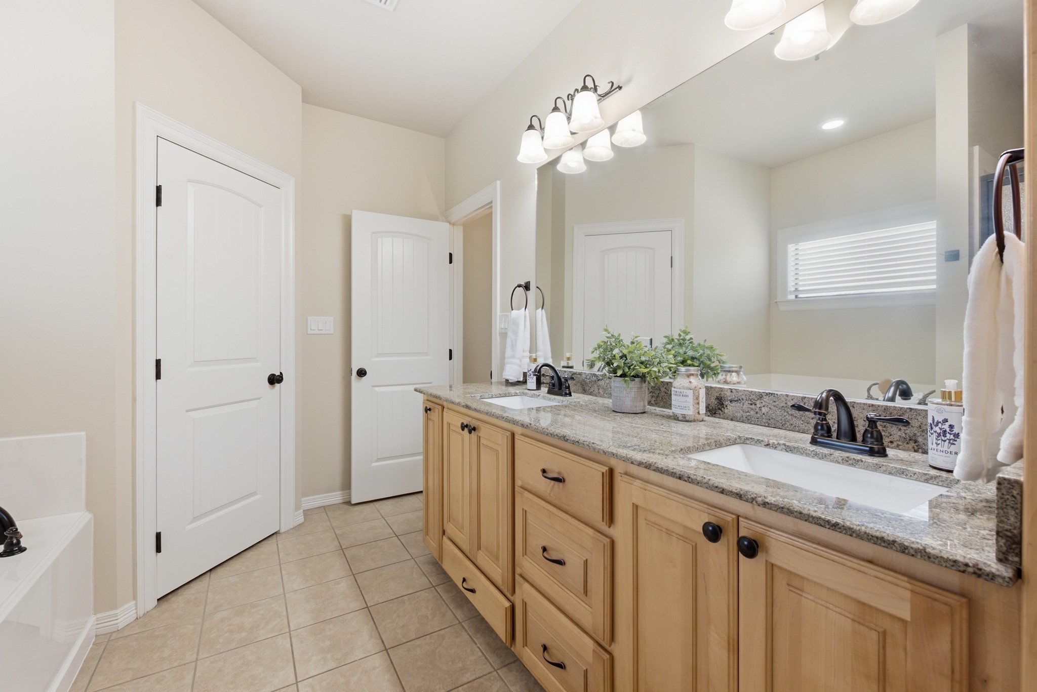 8700 Tejas Ranch Loop Property Photo 25