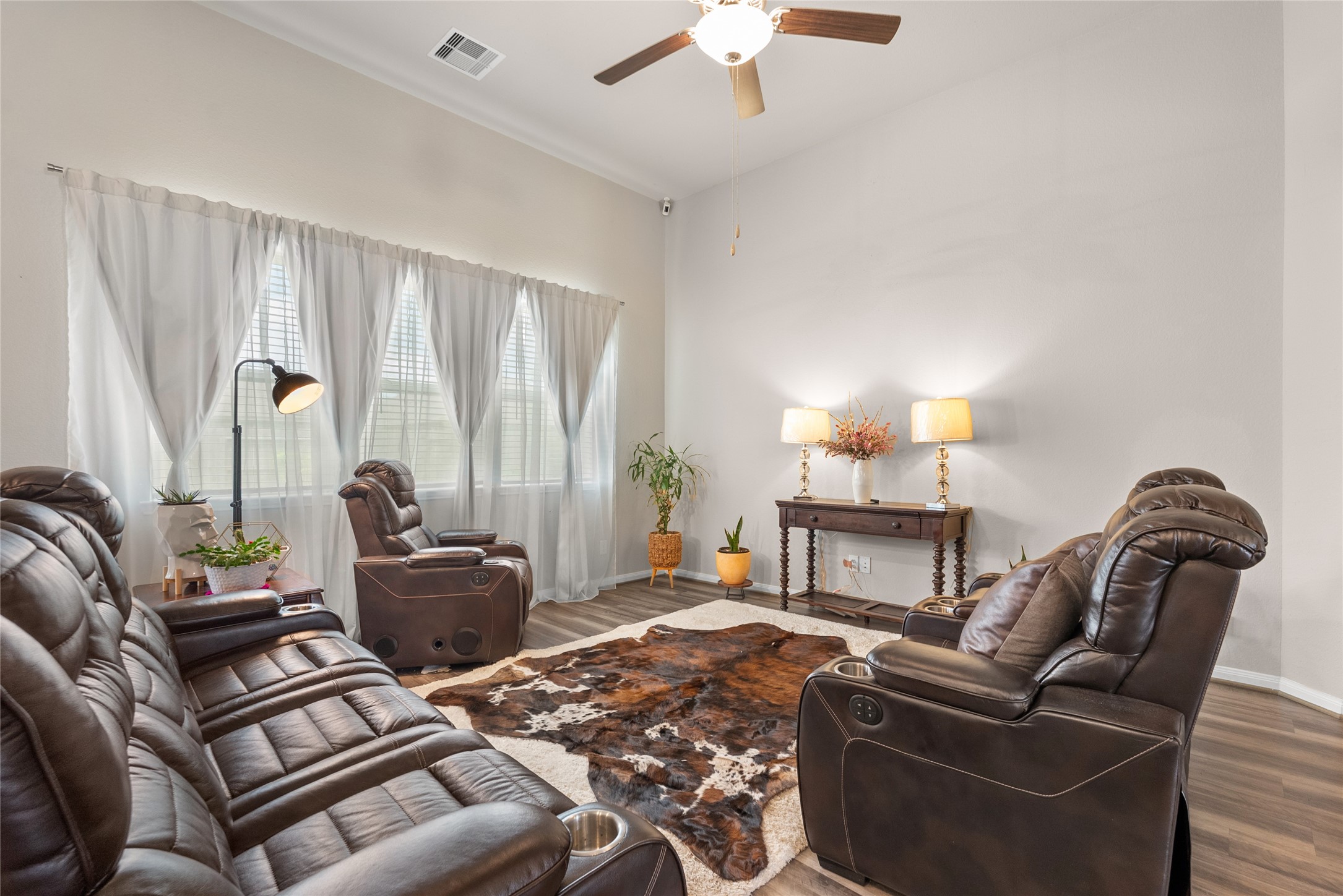 10112 Hermann Trace Property Photo 17