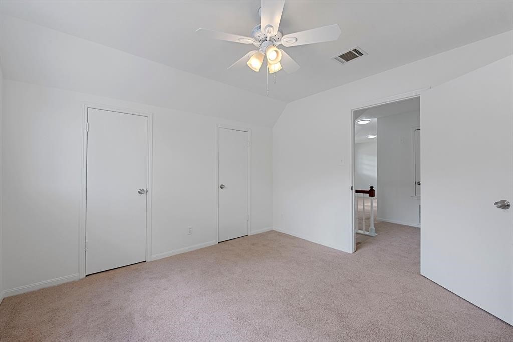 9718 Truscon Drive Property Photo 17