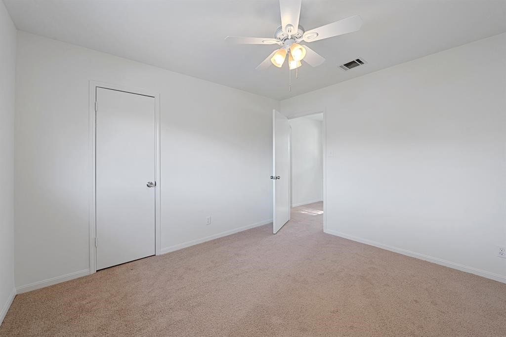 9718 Truscon Drive Property Photo 19