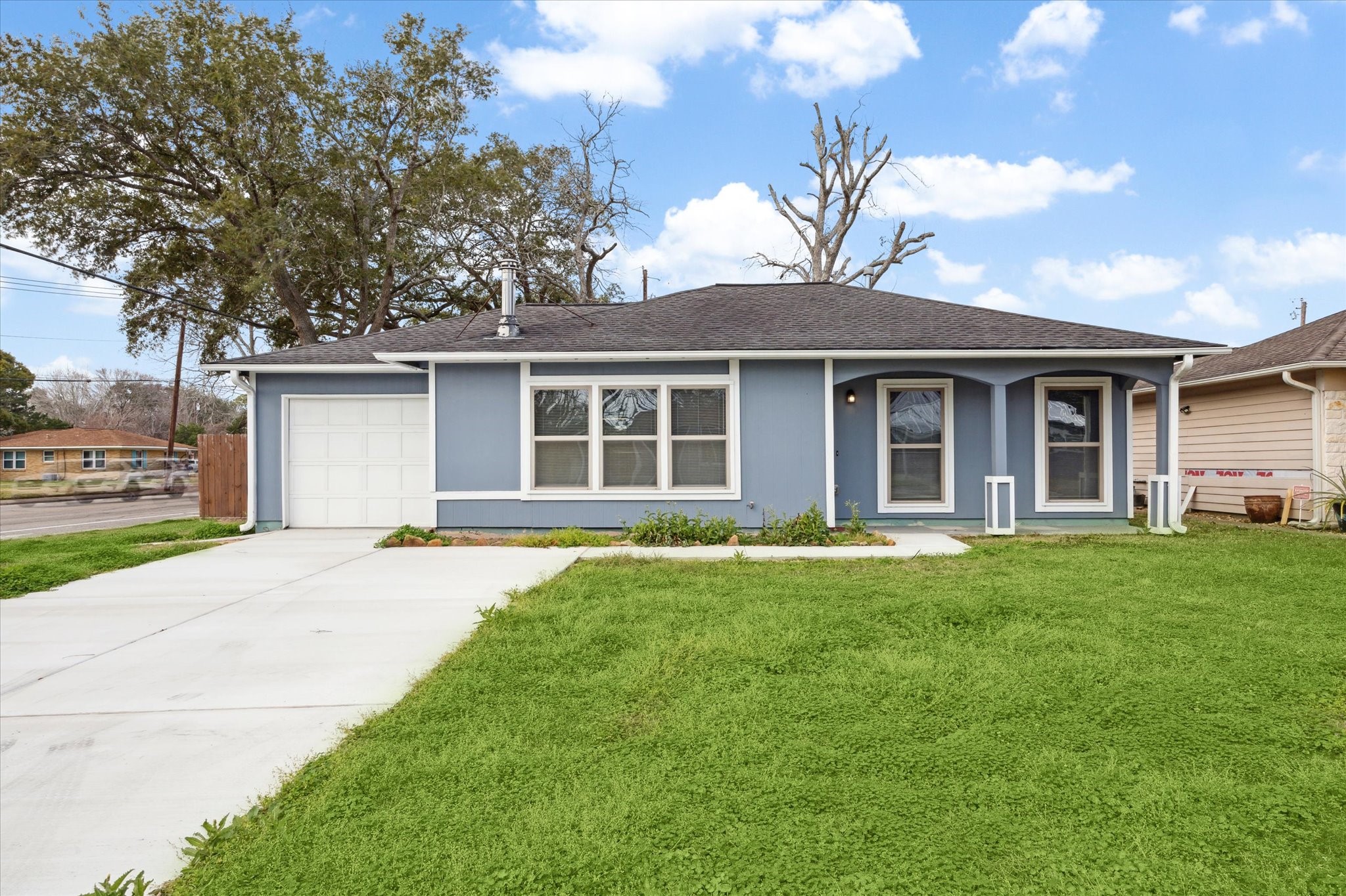 714 Heisse Street Property Photo