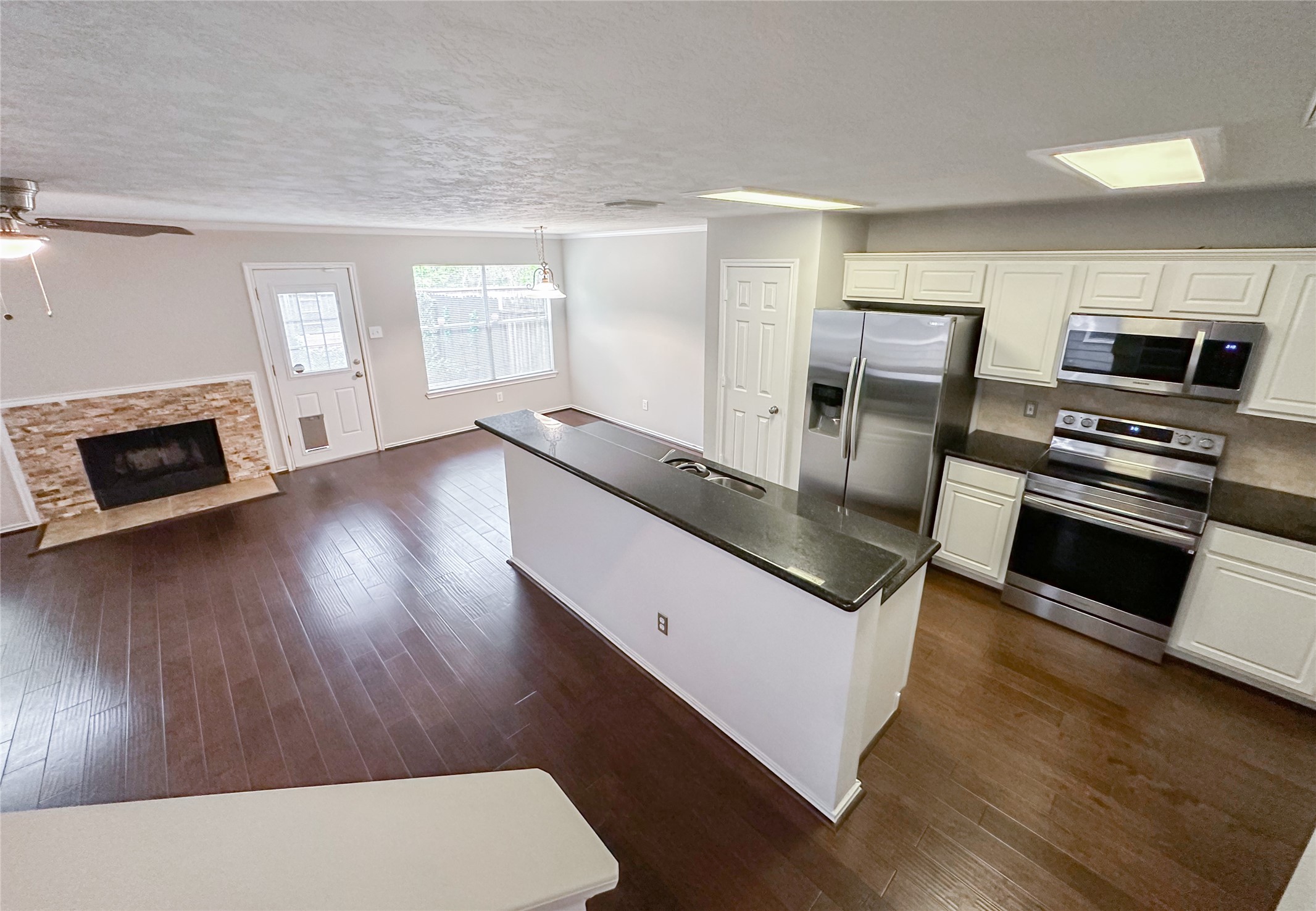131 Anise Tree Place Property Photo 5