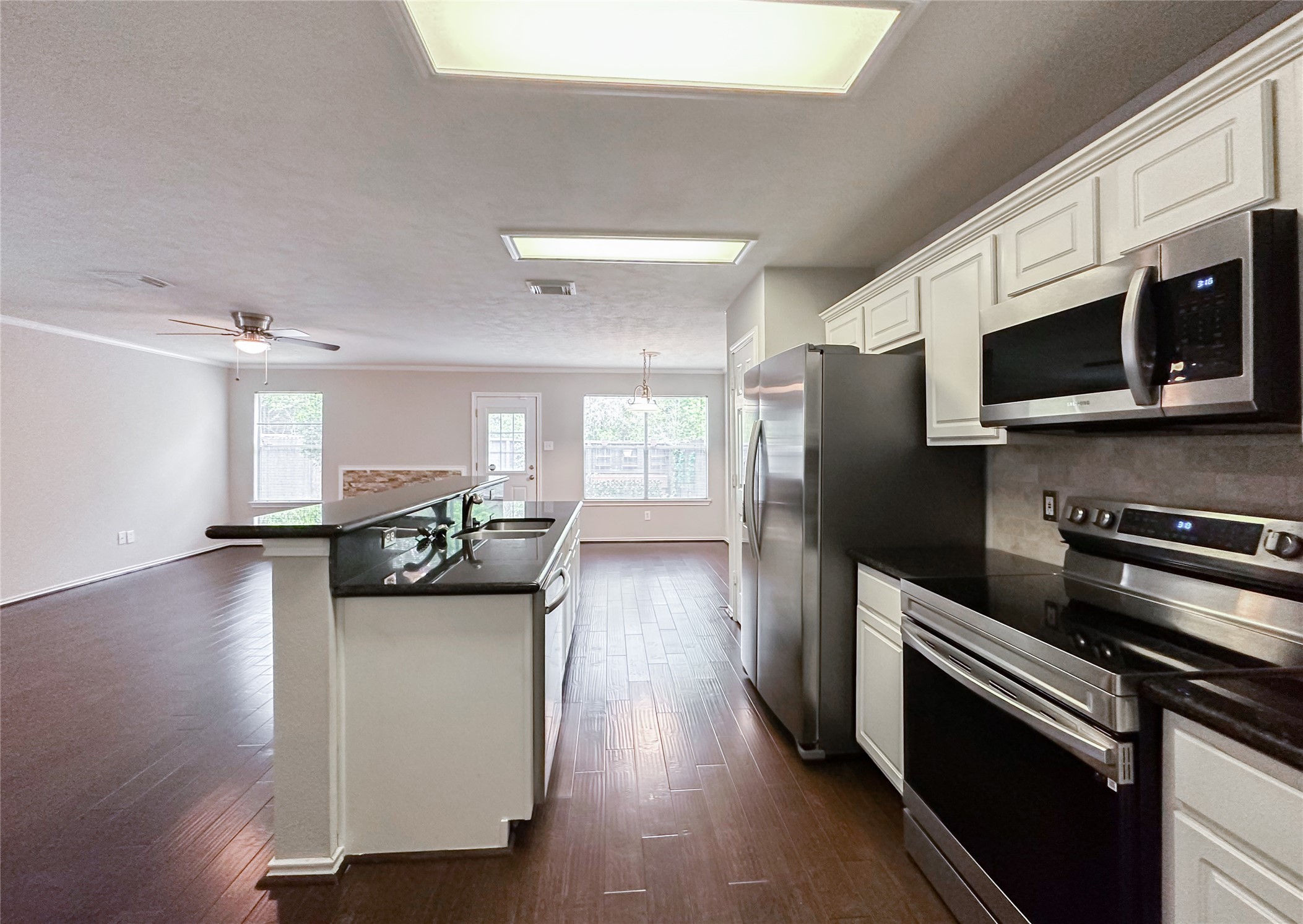 131 Anise Tree Place Property Photo 8