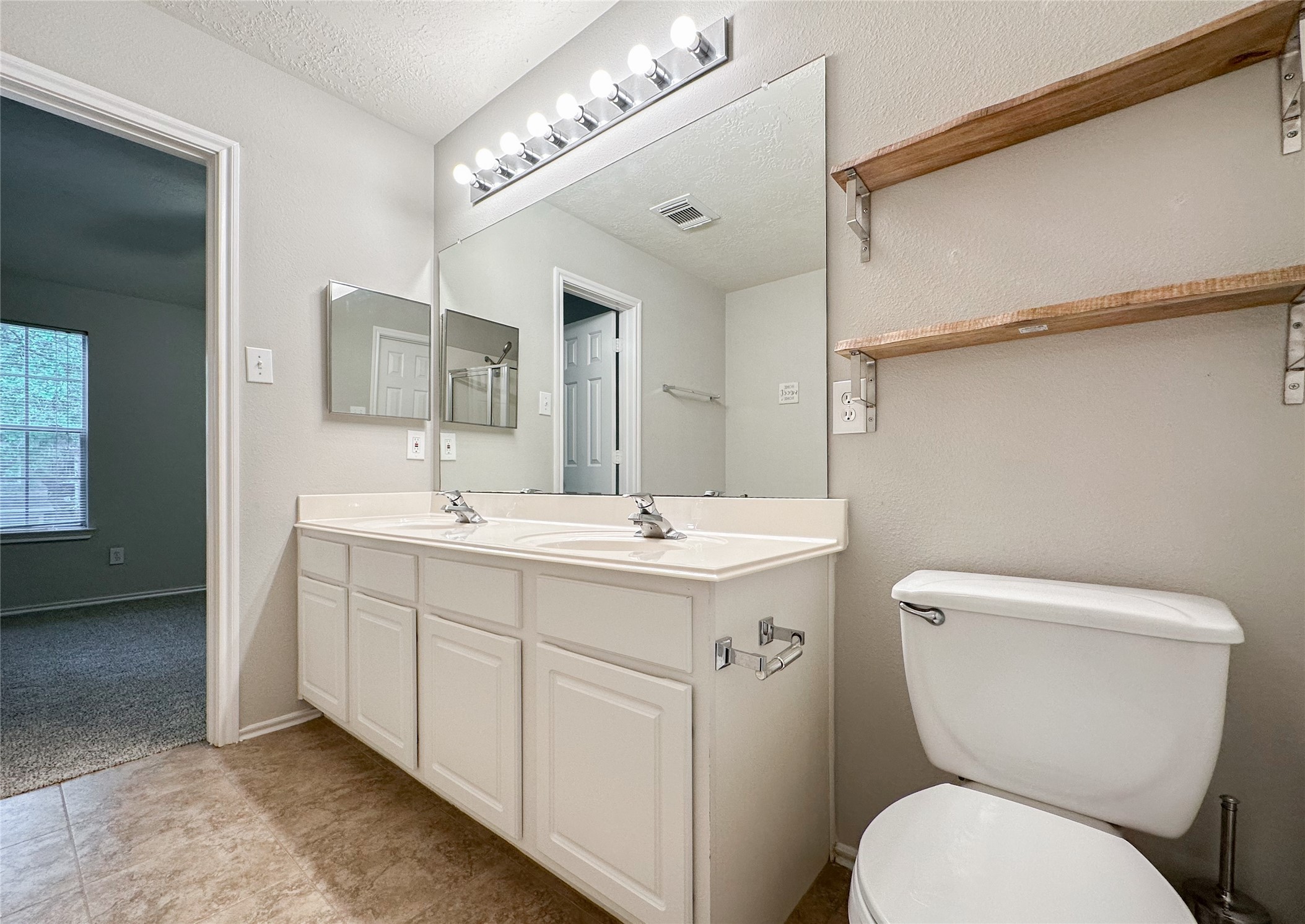 131 Anise Tree Place Property Photo 25