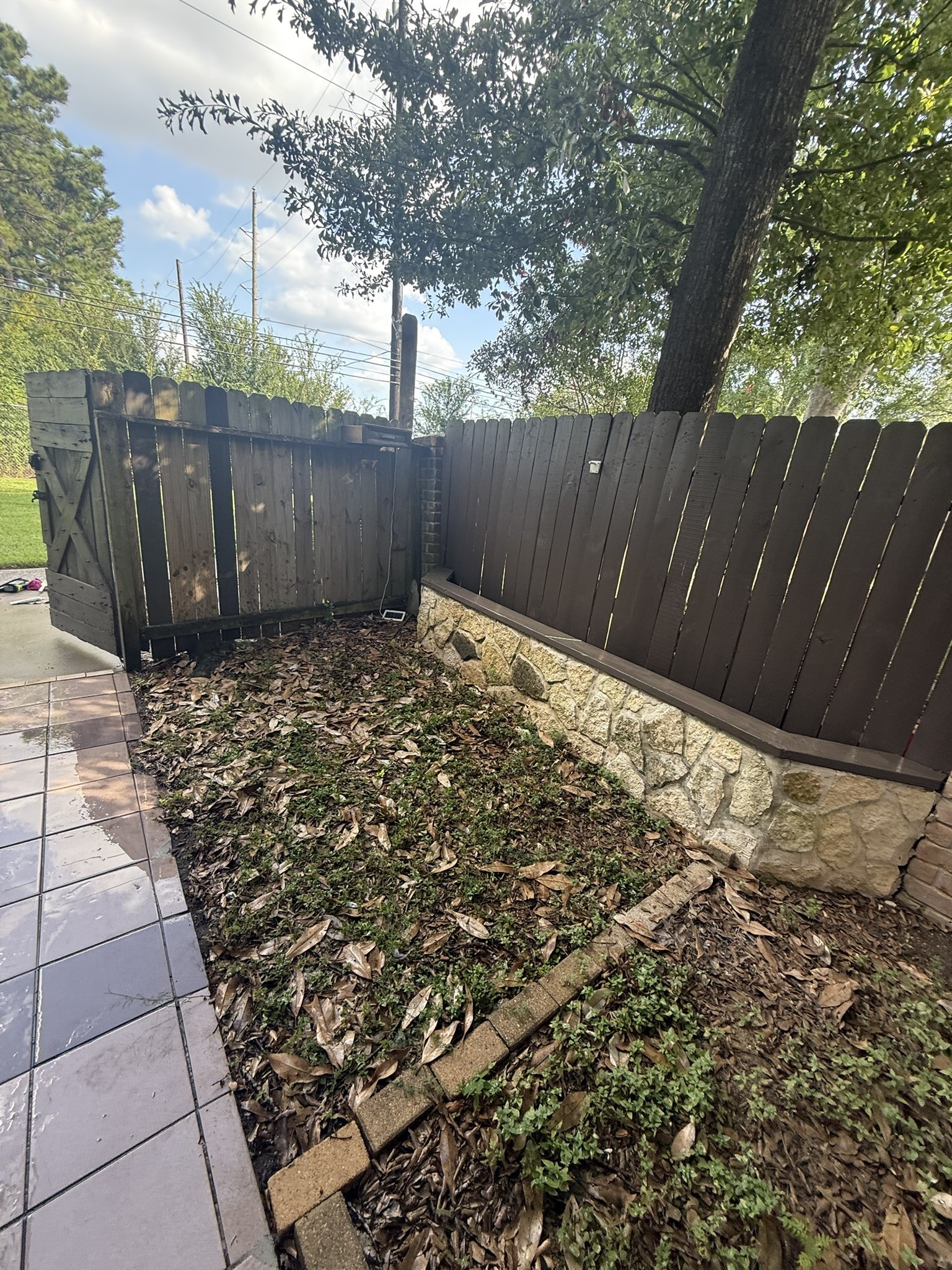 5329 Pinewilde Drive Property Photo 8