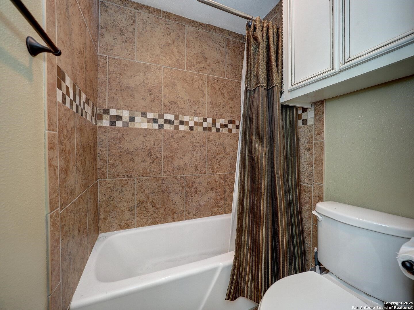 15002 Windward Drive 207 Property Photo 16