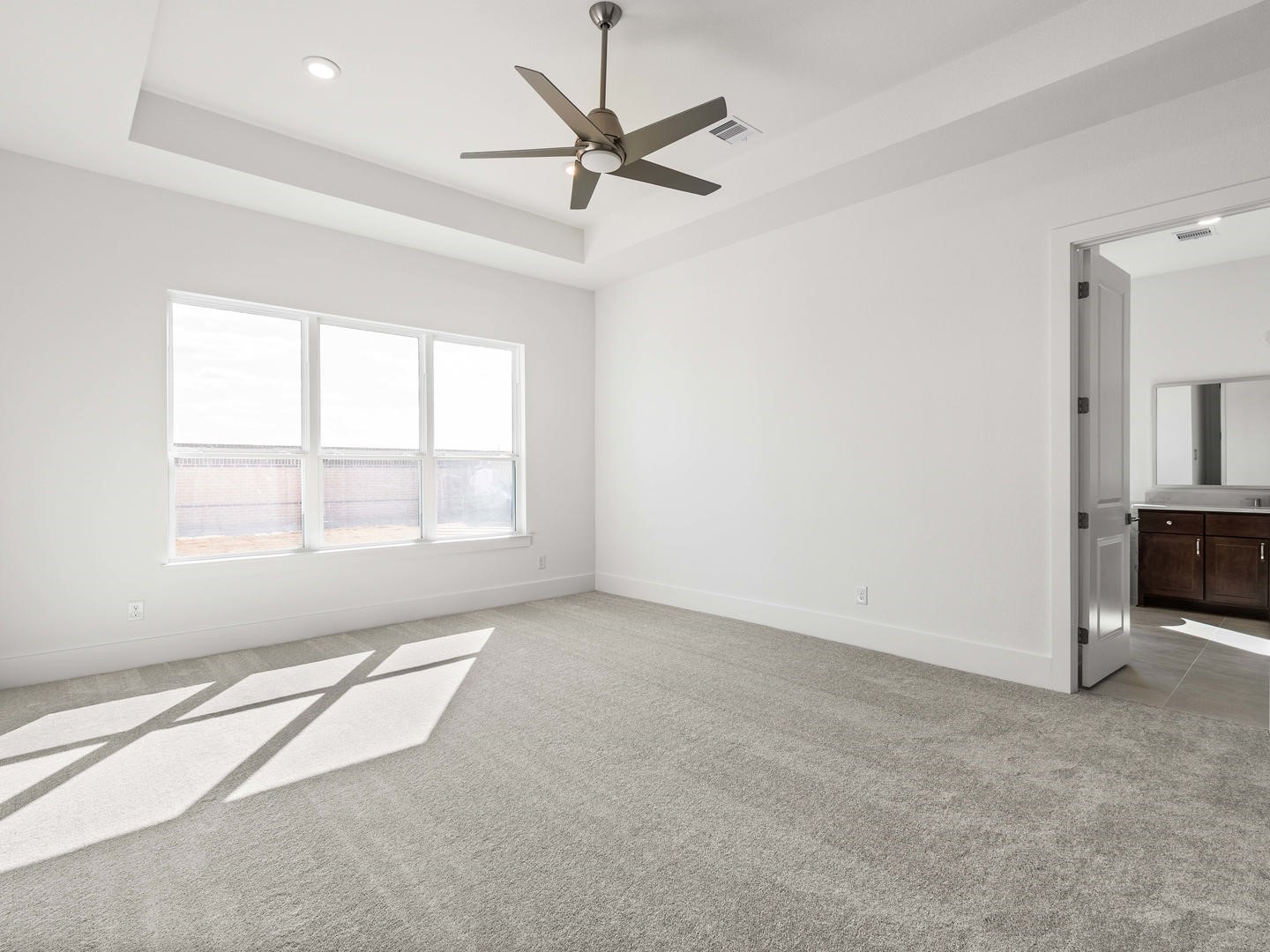 25603 Grassland Prairie Drive Property Photo 8