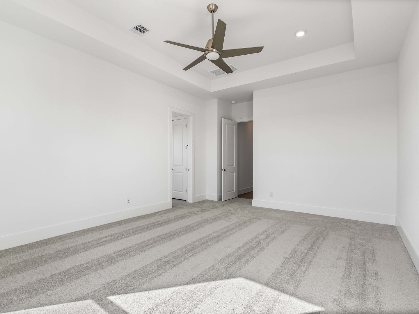 25603 Grassland Prairie Drive Property Photo 9