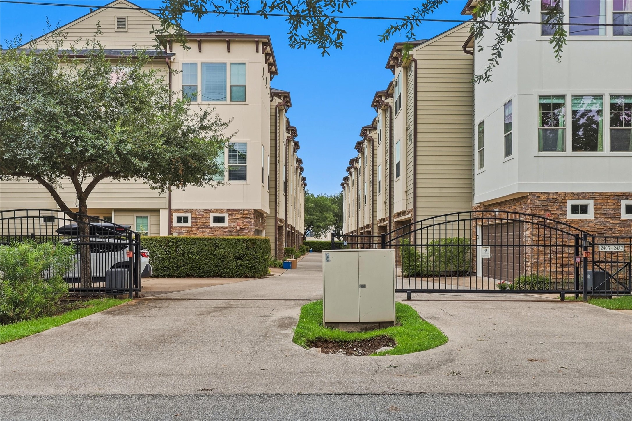 2411 Beall Street Property Photo 48