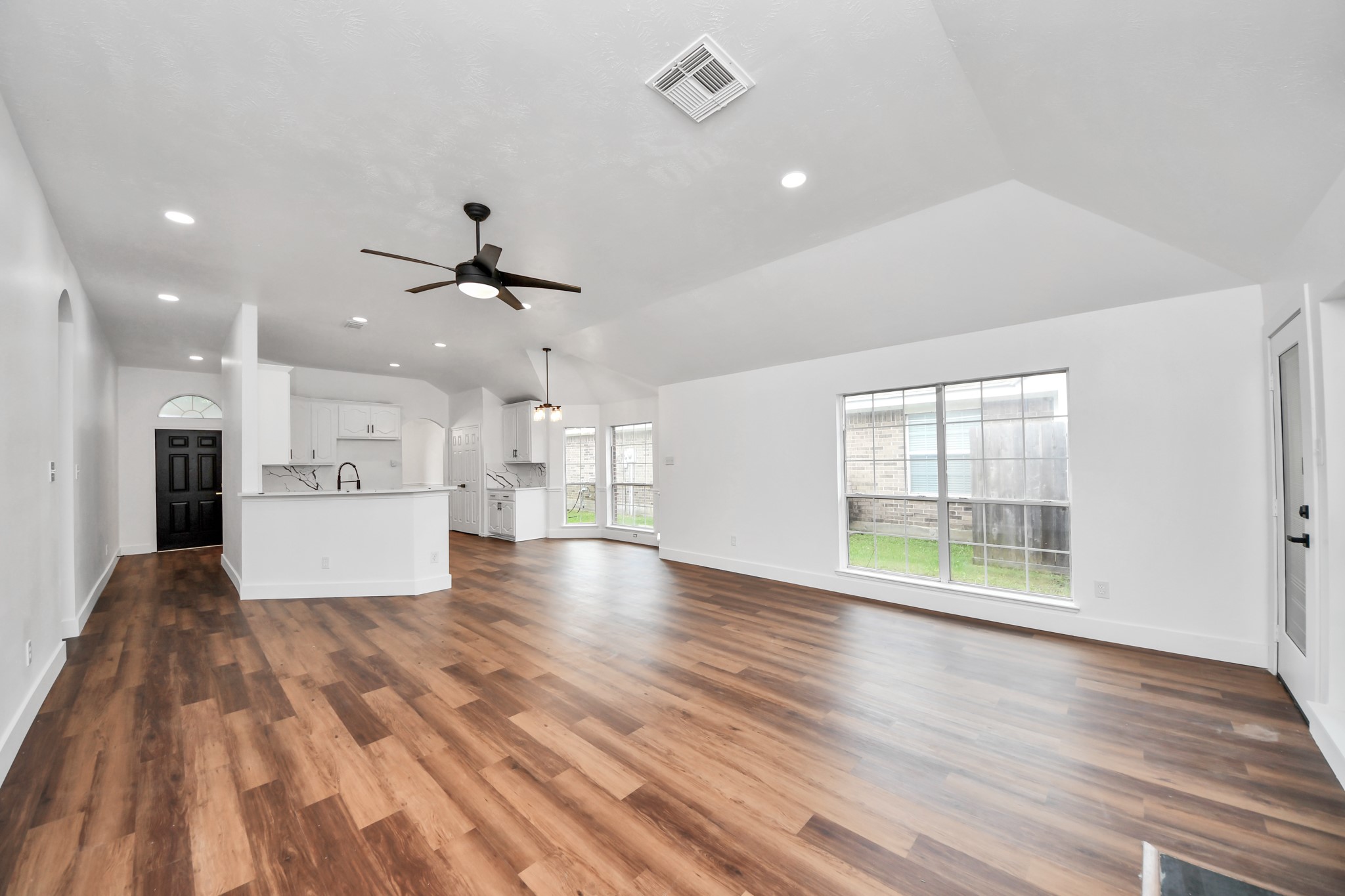 22918 Still Pond Drive Property Photo 15