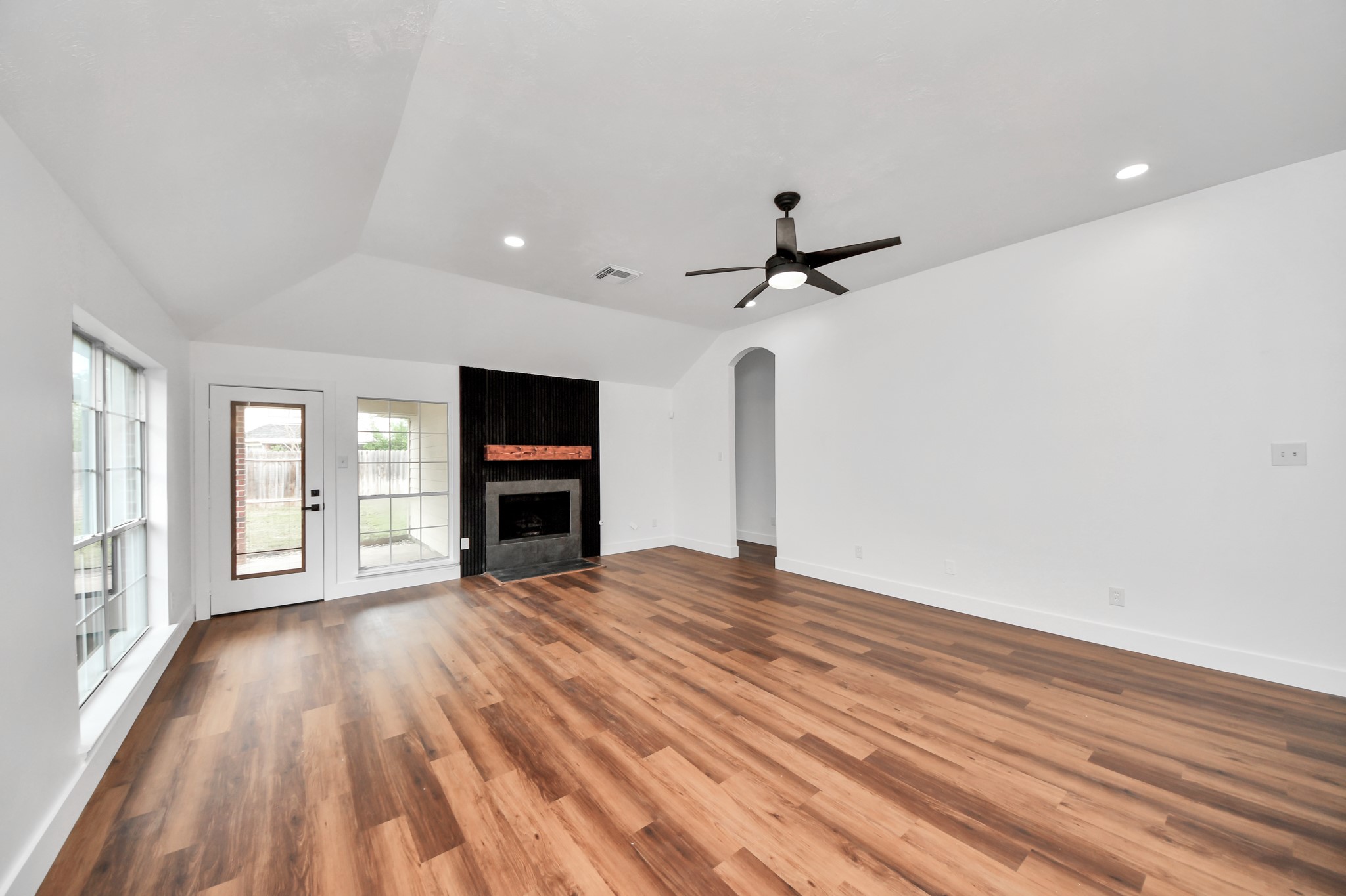 22918 Still Pond Drive Property Photo 17
