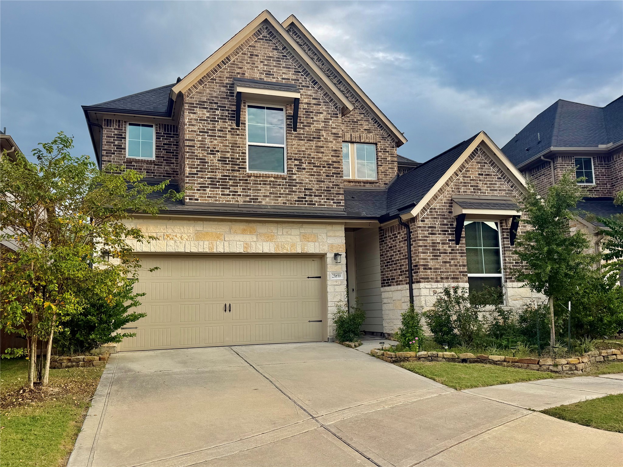 25859 Rippey Glen Drive Property Photo 3
