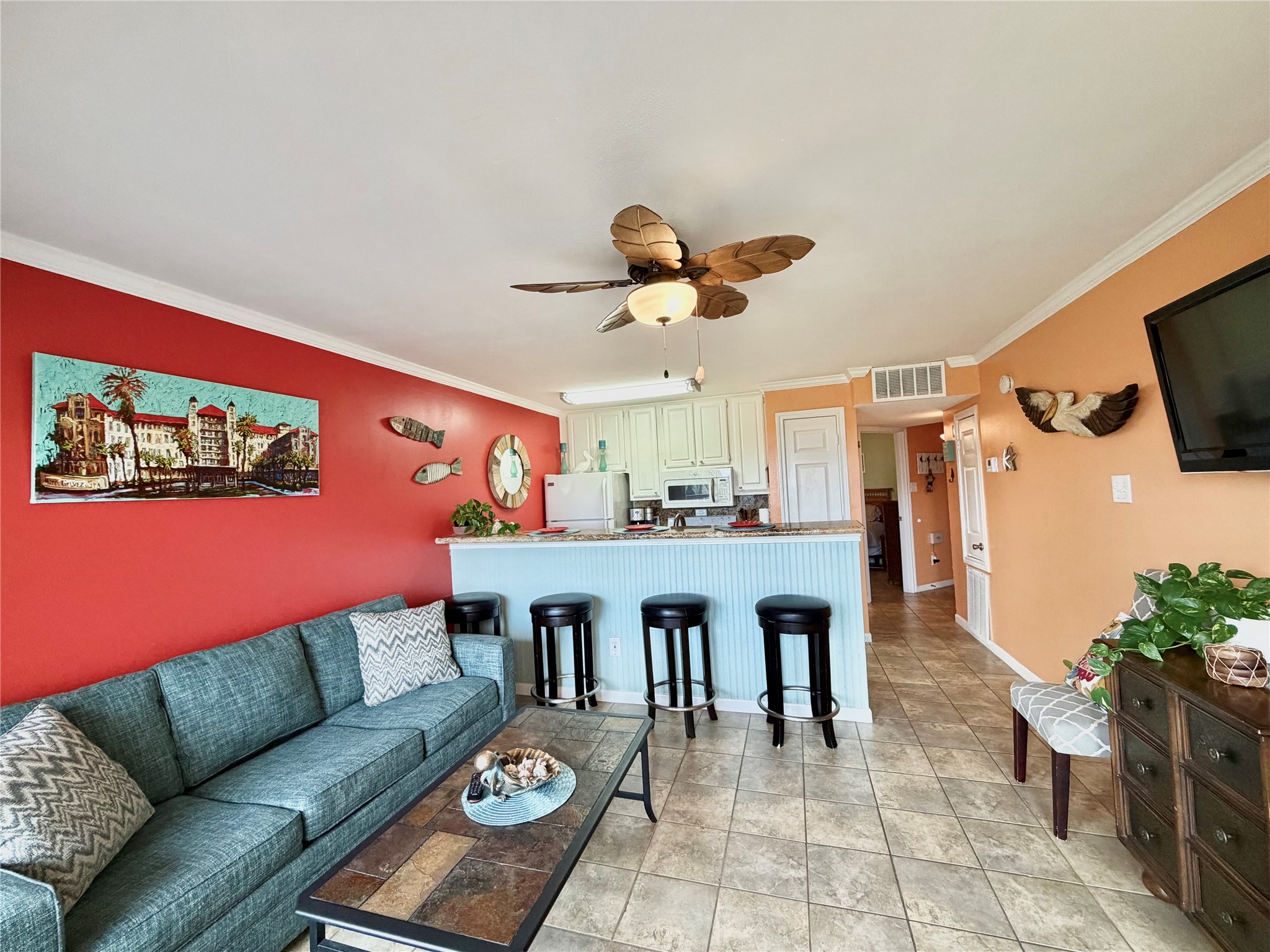 9520 Seawall Boulevard 111 Property Photo 4