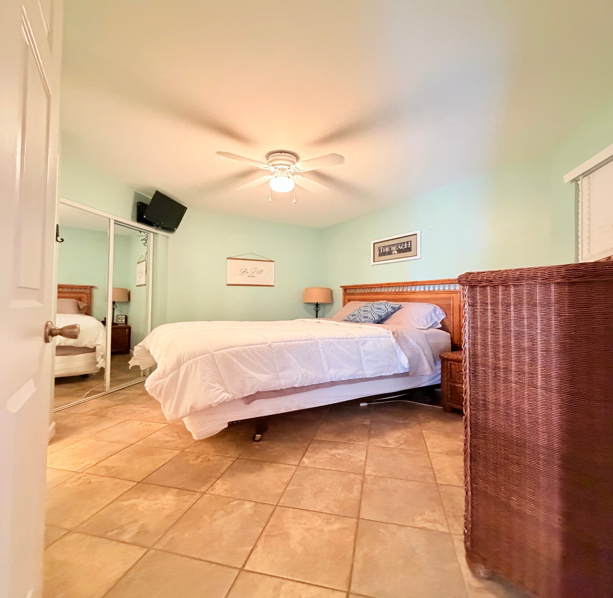 9520 Seawall Boulevard 111 Property Photo 11