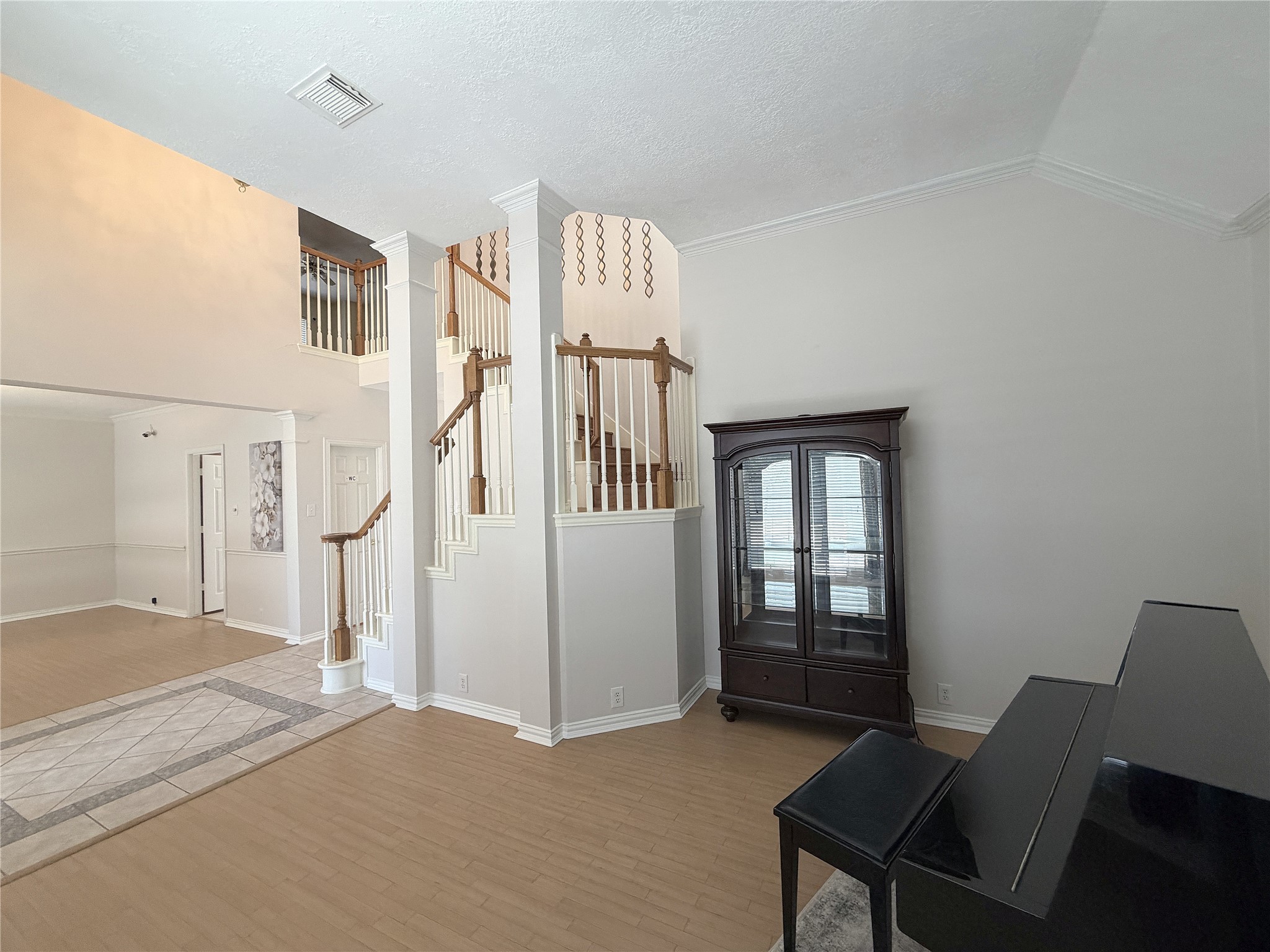 3822 Shady Harbor Drive Property Photo 5