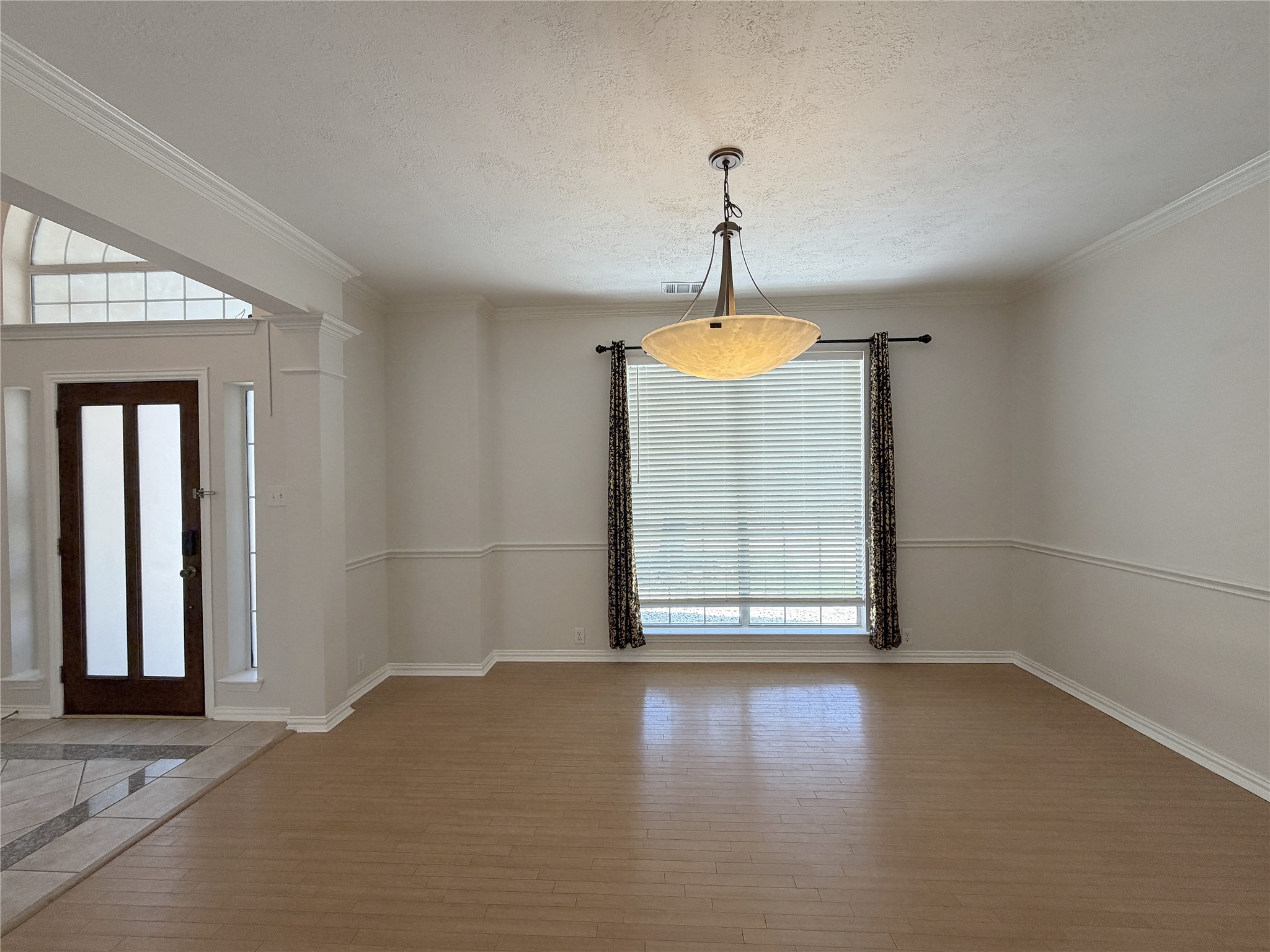 3822 Shady Harbor Drive Property Photo 8