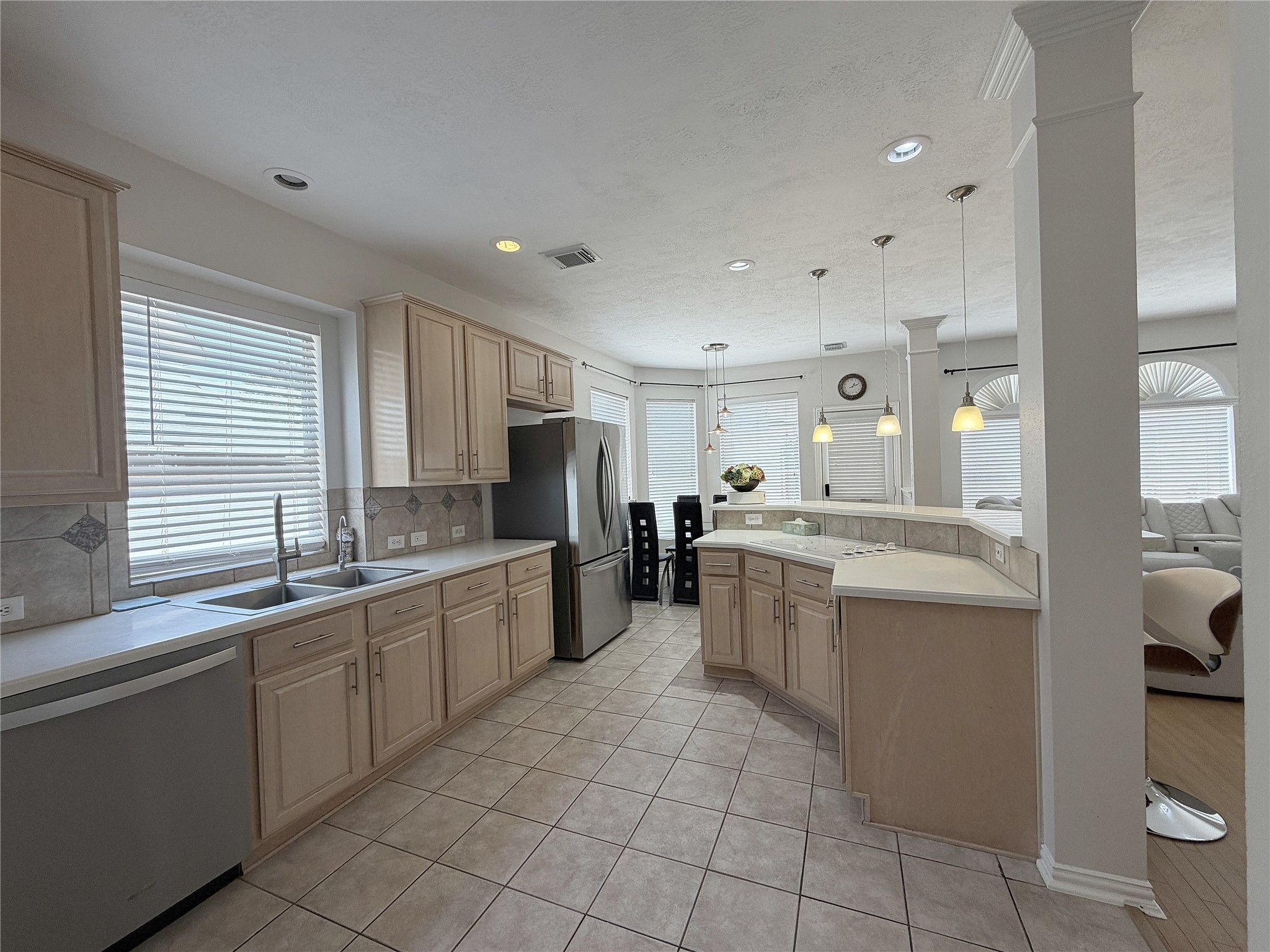 3822 Shady Harbor Drive Property Photo 15