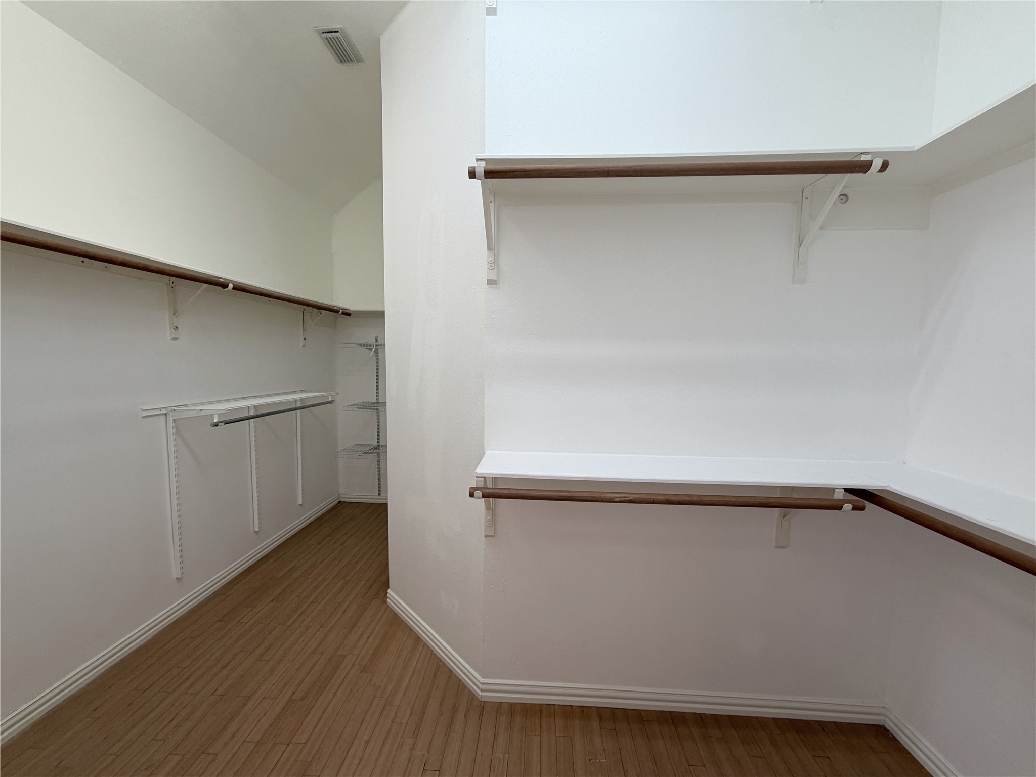 3822 Shady Harbor Drive Property Photo 19