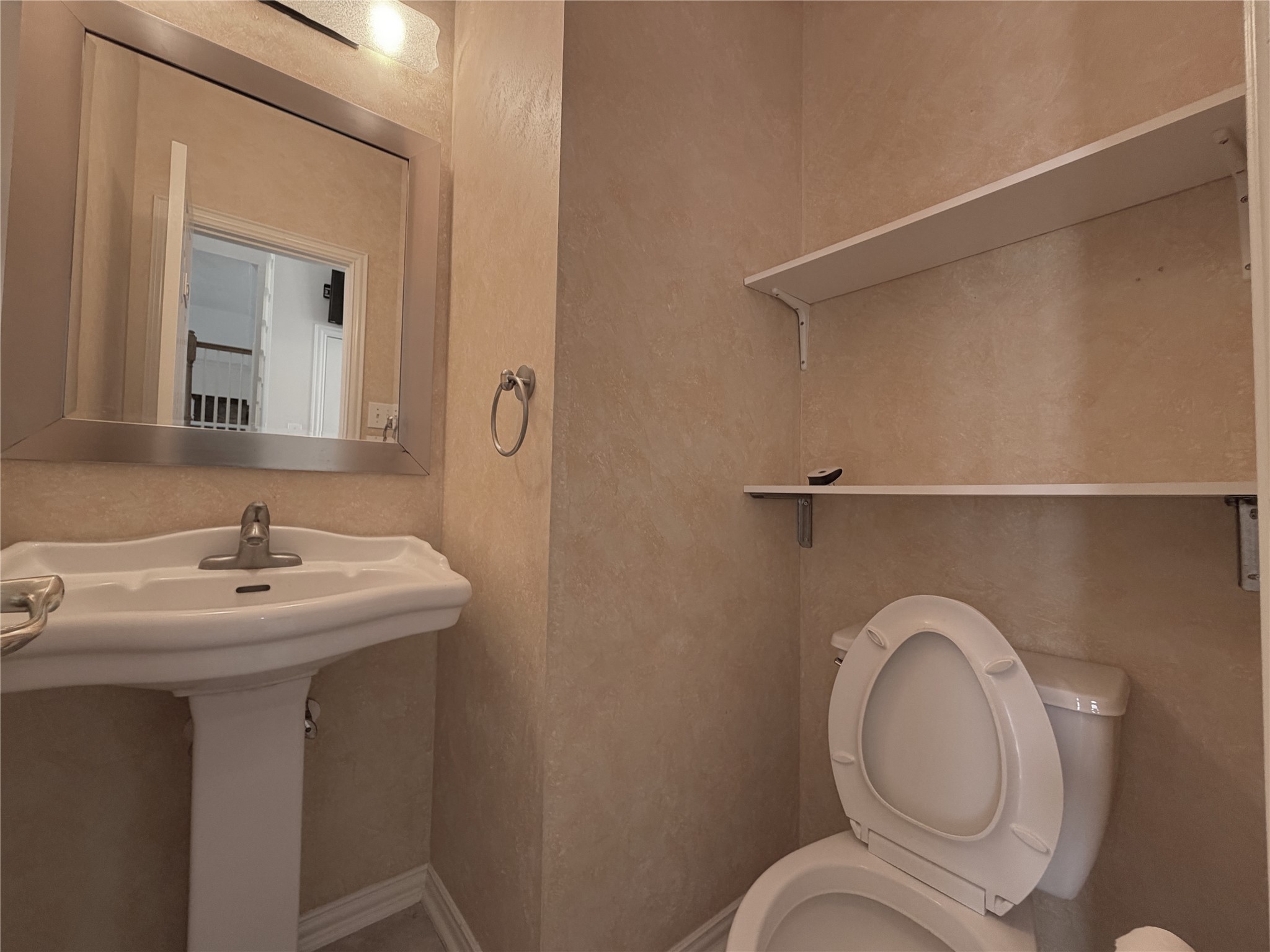 3822 Shady Harbor Drive Property Photo 20