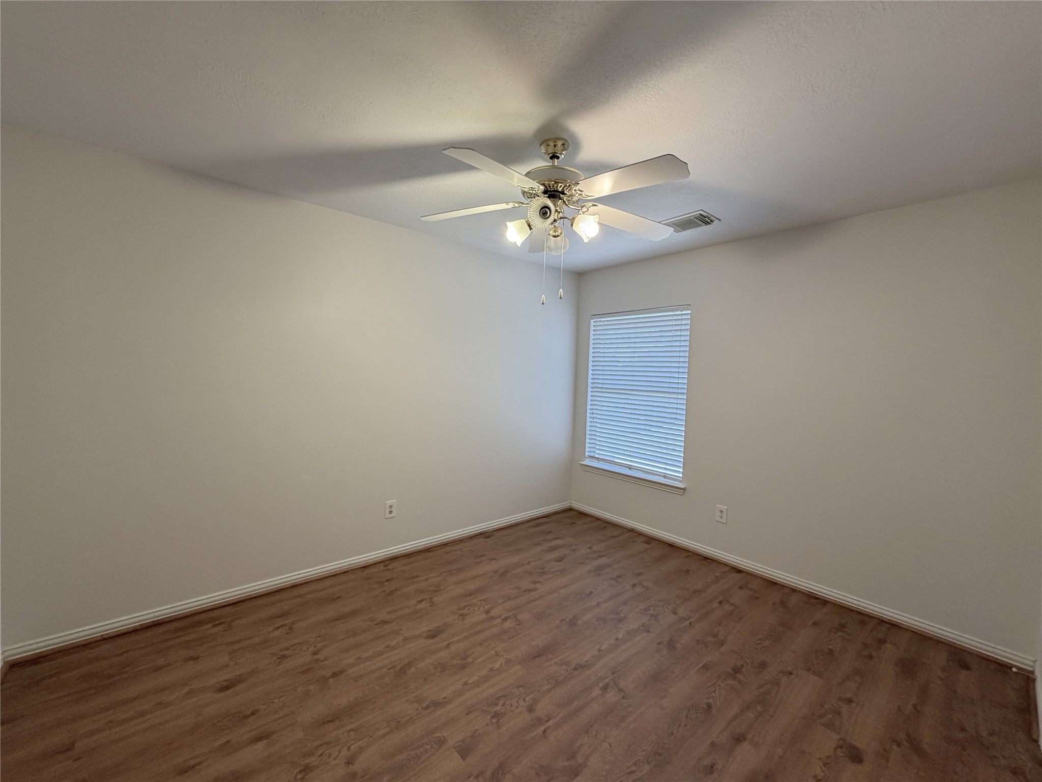 3822 Shady Harbor Drive Property Photo 25