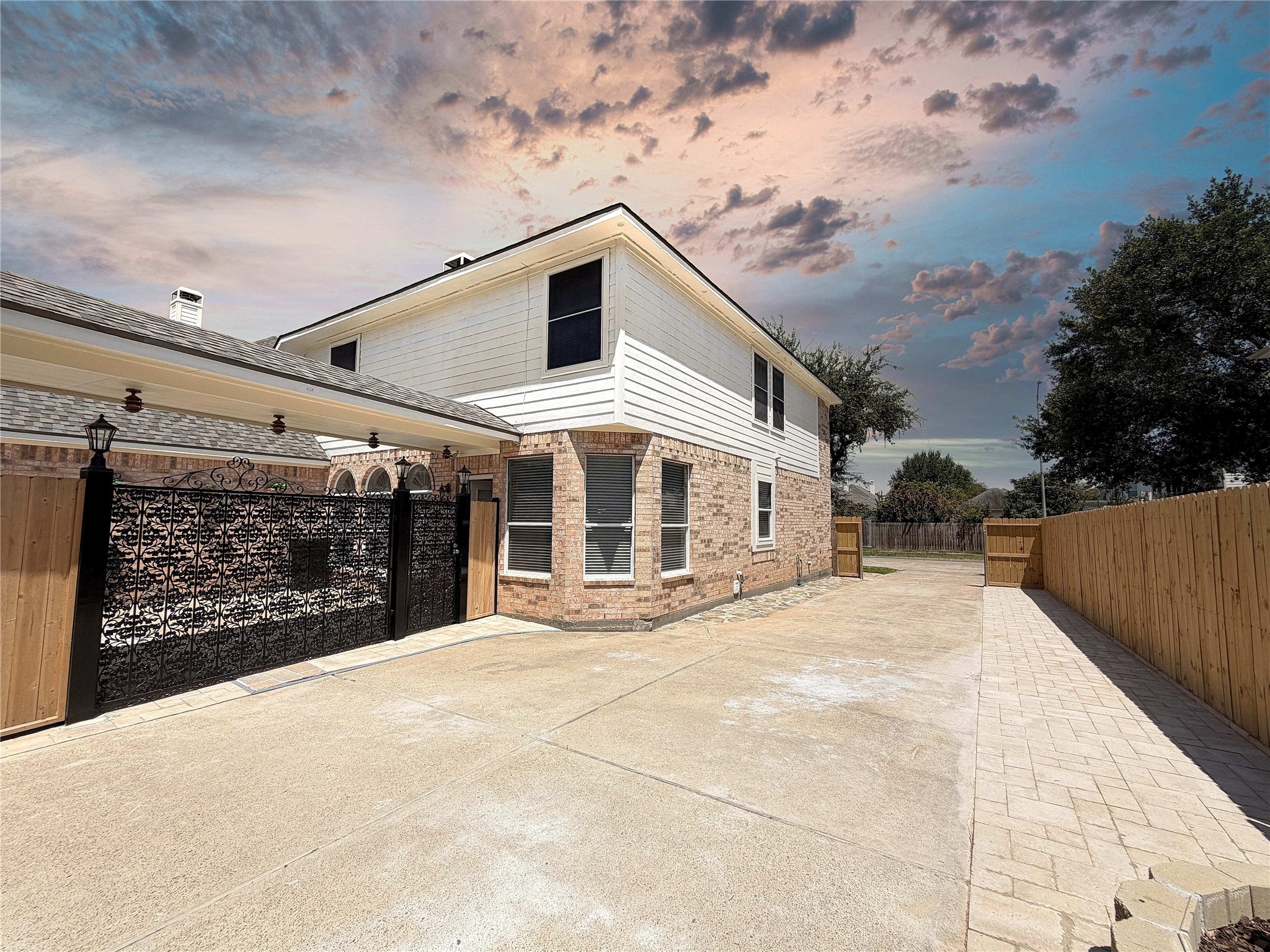 3822 Shady Harbor Drive Property Photo 29