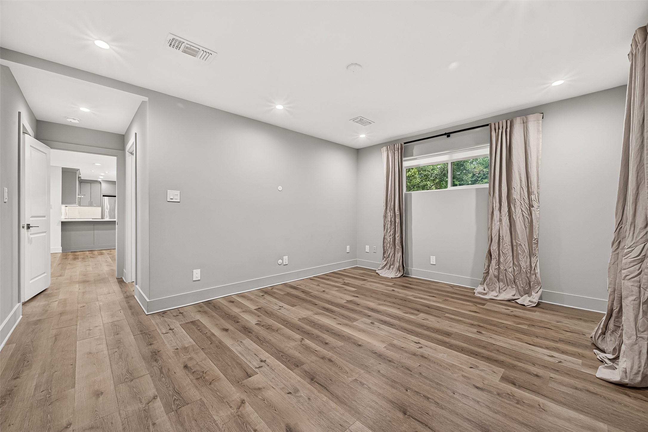 10819 Oasis Drive Property Photo 20