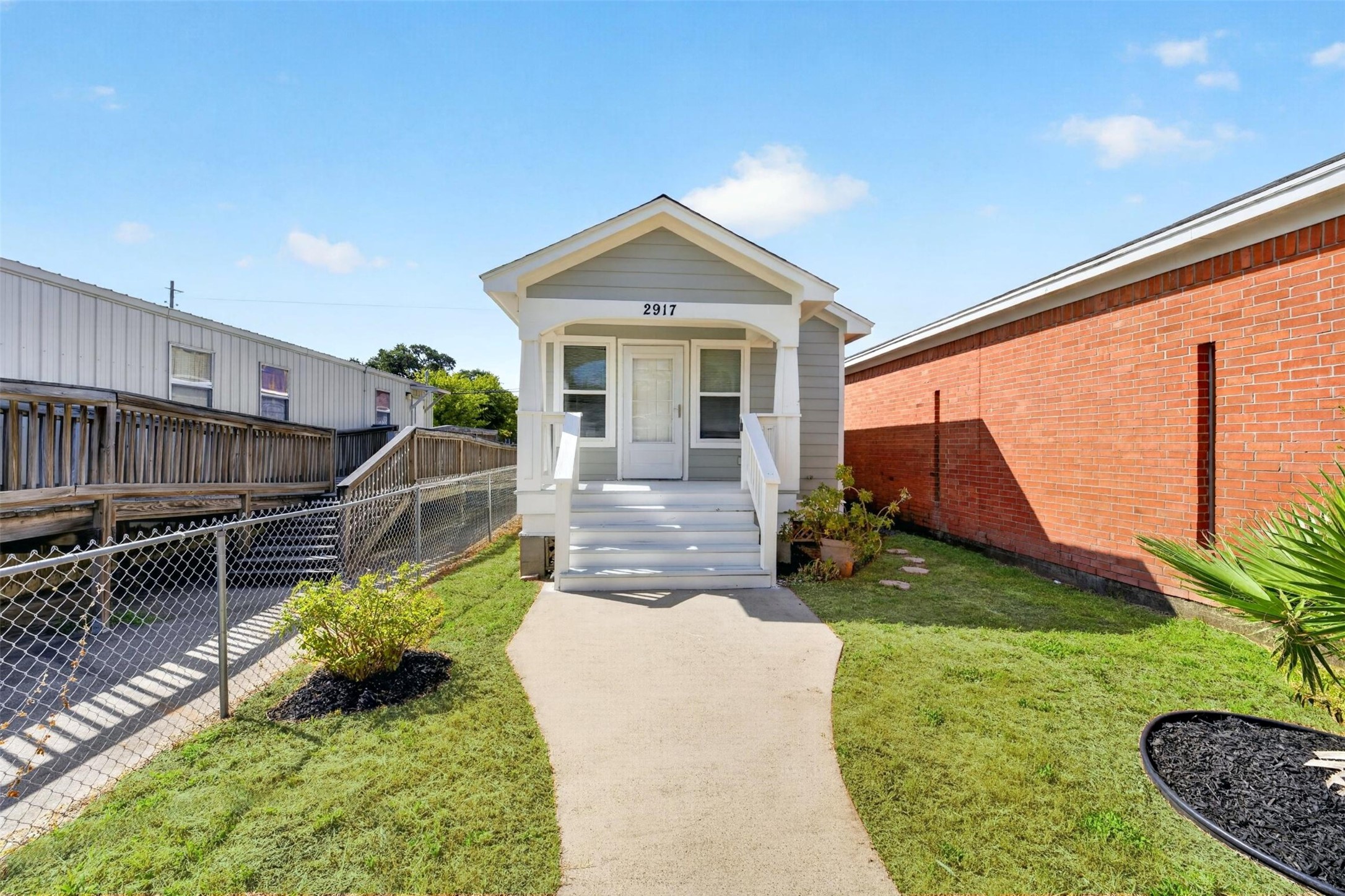 2917 Avenue M Property Photo 1