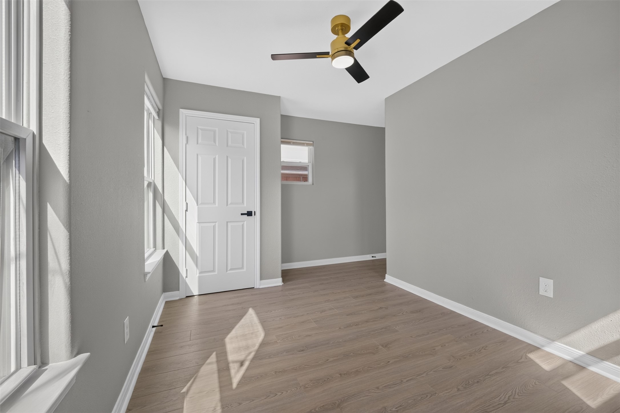 2917 Avenue M Property Photo 24