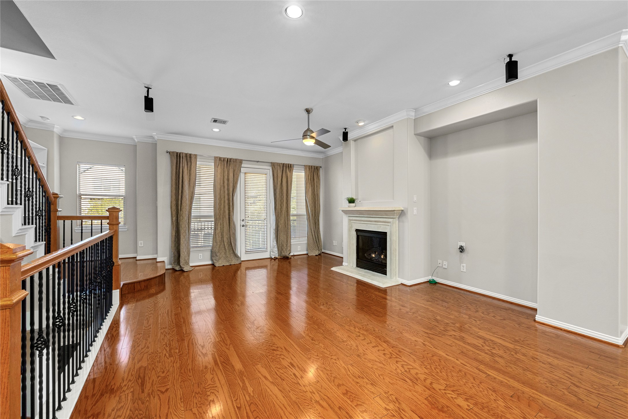 1614 Stuart Street Property Photo 14