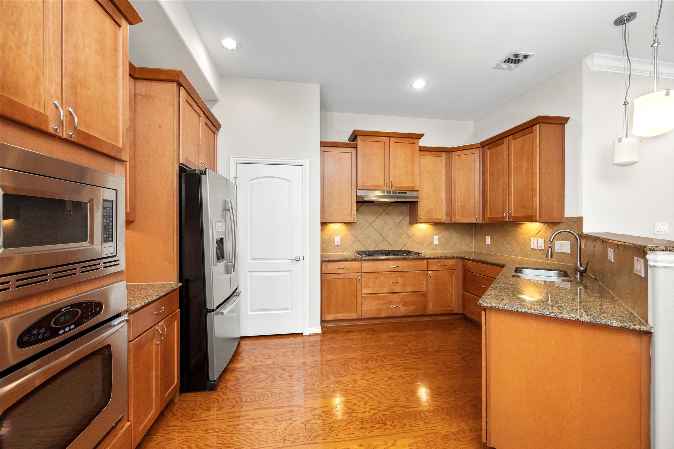 1614 Stuart Street Property Photo 19