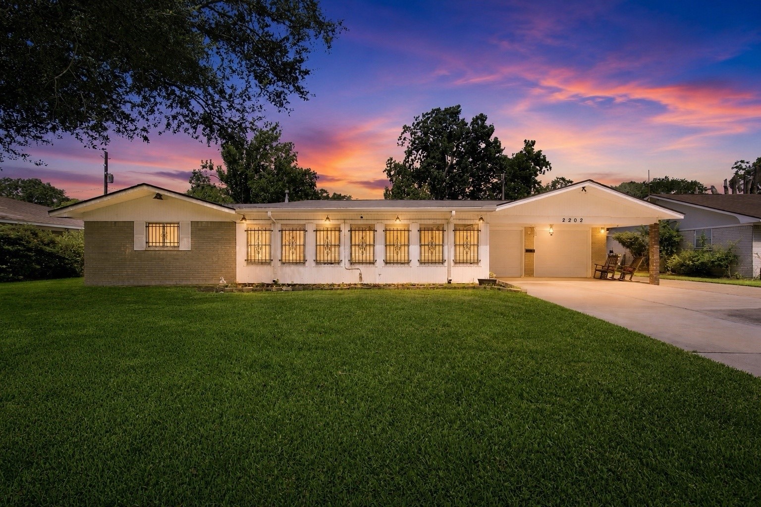 2202 French Place Property Photo