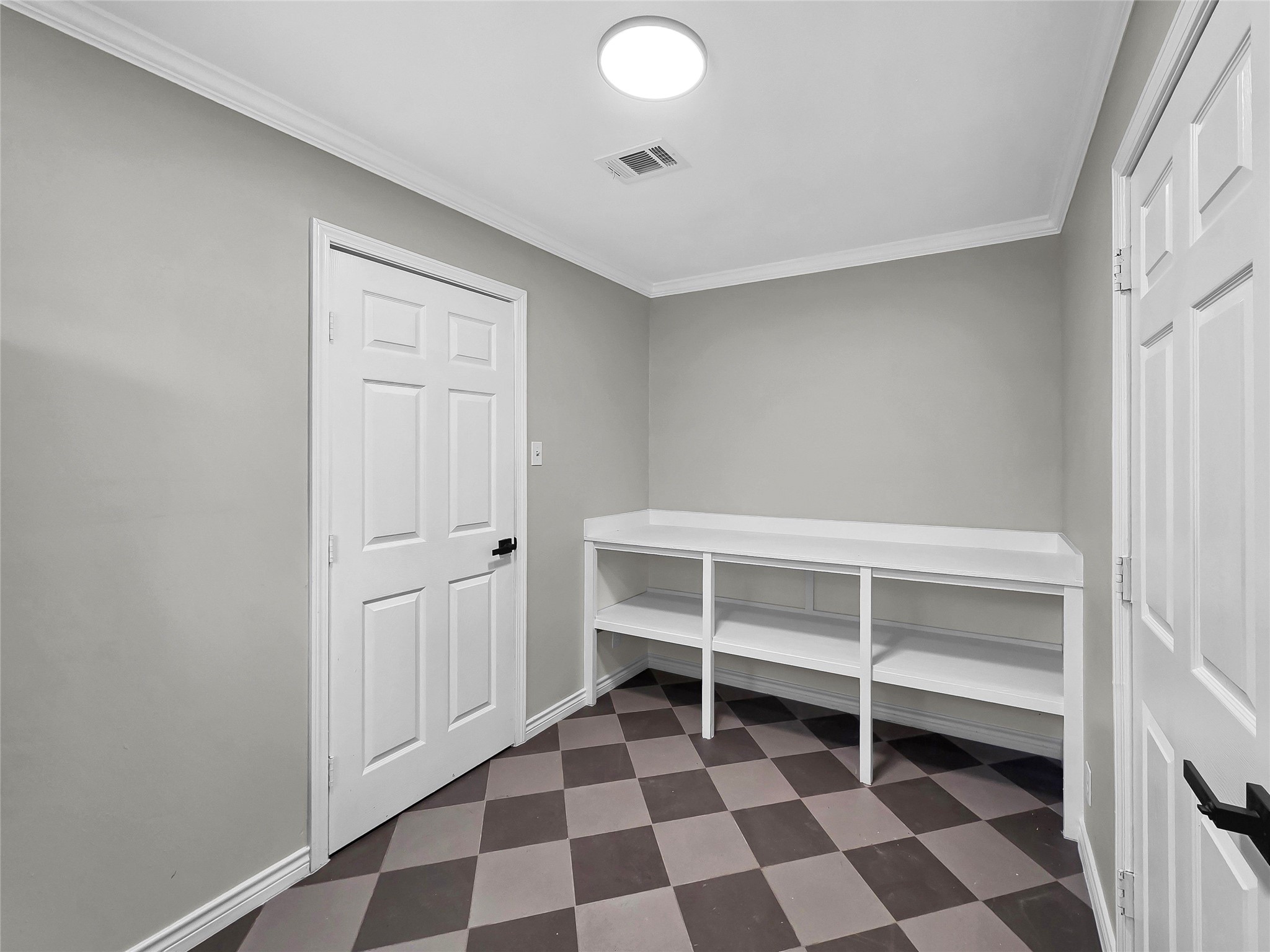 13595 Leaning Oaks Drive Property Photo 8