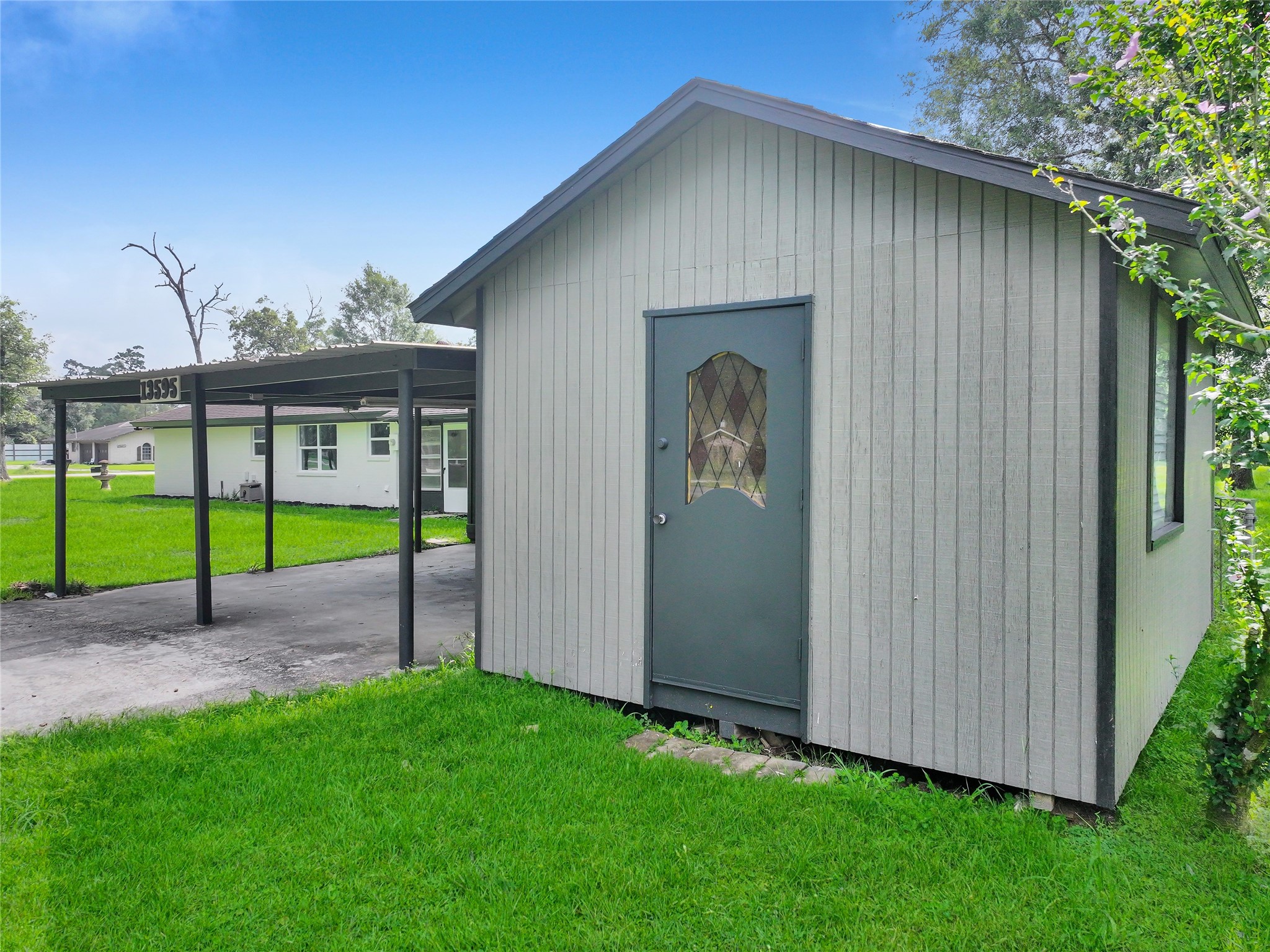 13595 Leaning Oaks Drive Property Photo 46