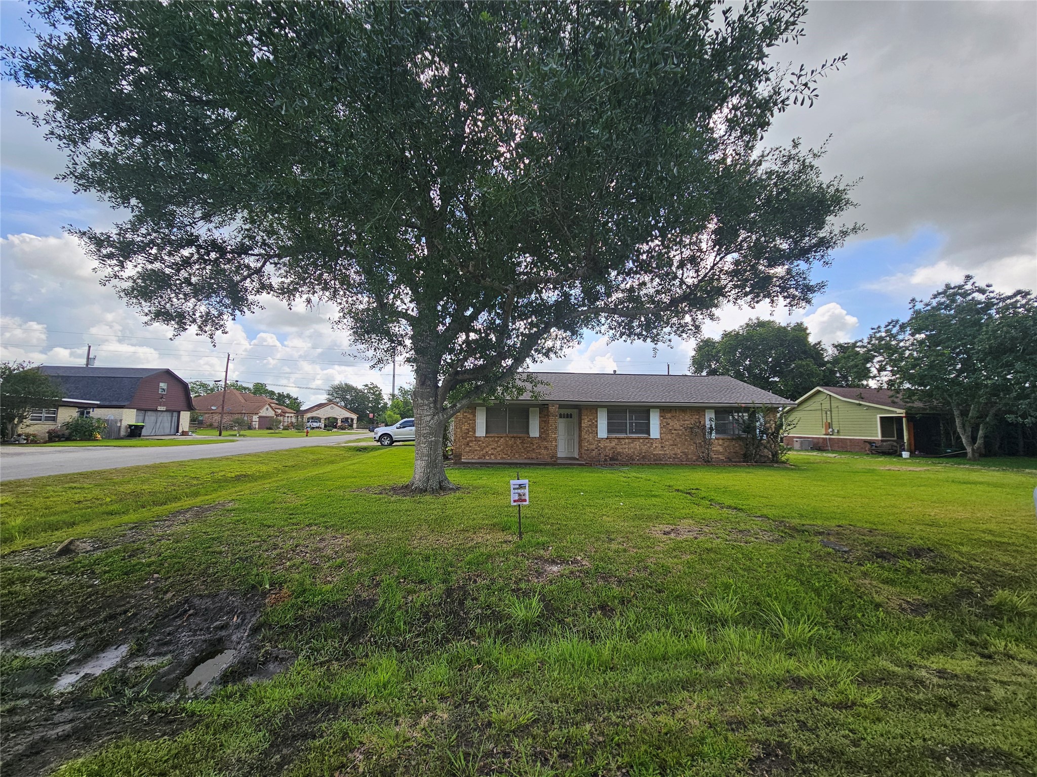 120 Ronald Avenue Property Photo 2