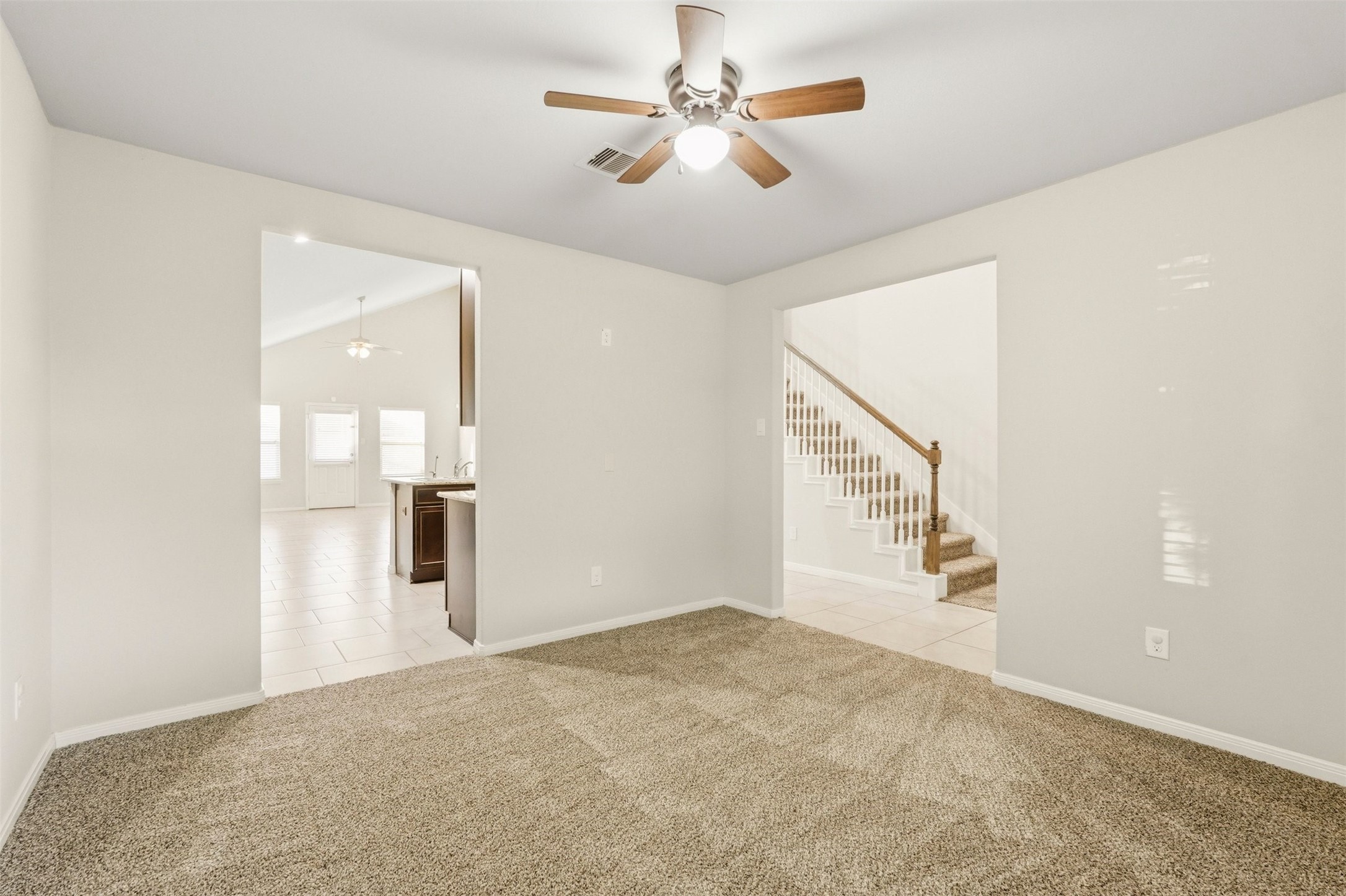 2202 Tannin Trace Property Photo 4