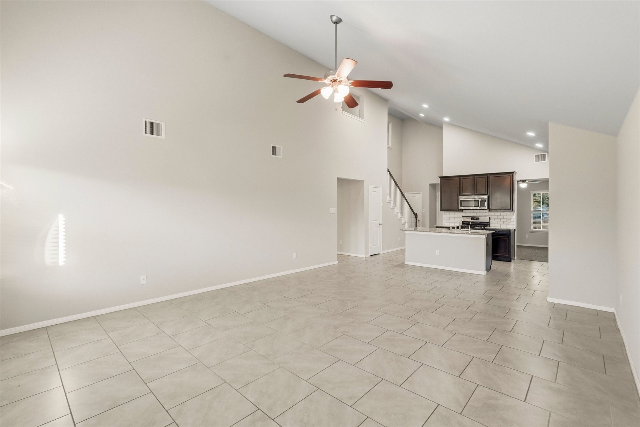 2202 Tannin Trace Property Photo 11