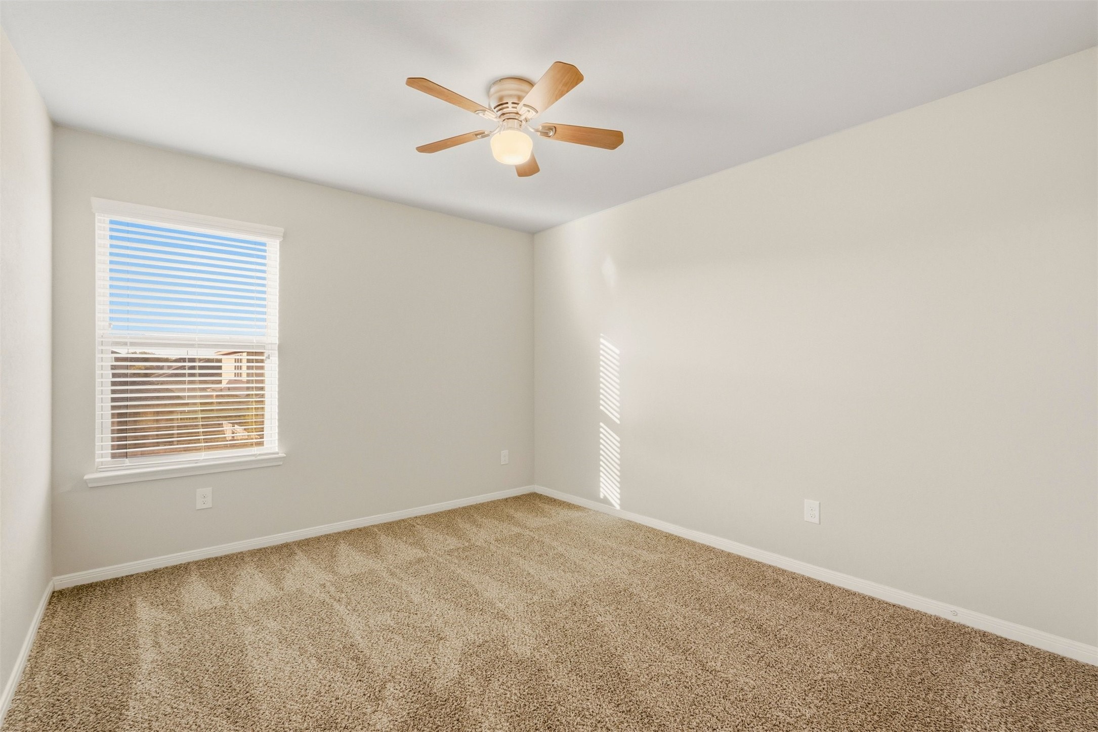 2202 Tannin Trace Property Photo 21
