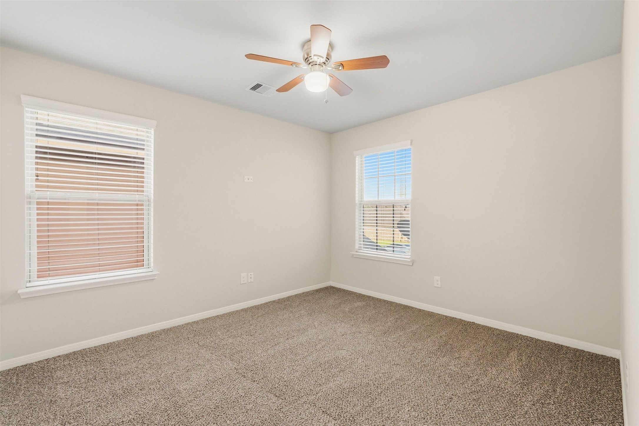 2202 Tannin Trace Property Photo 22