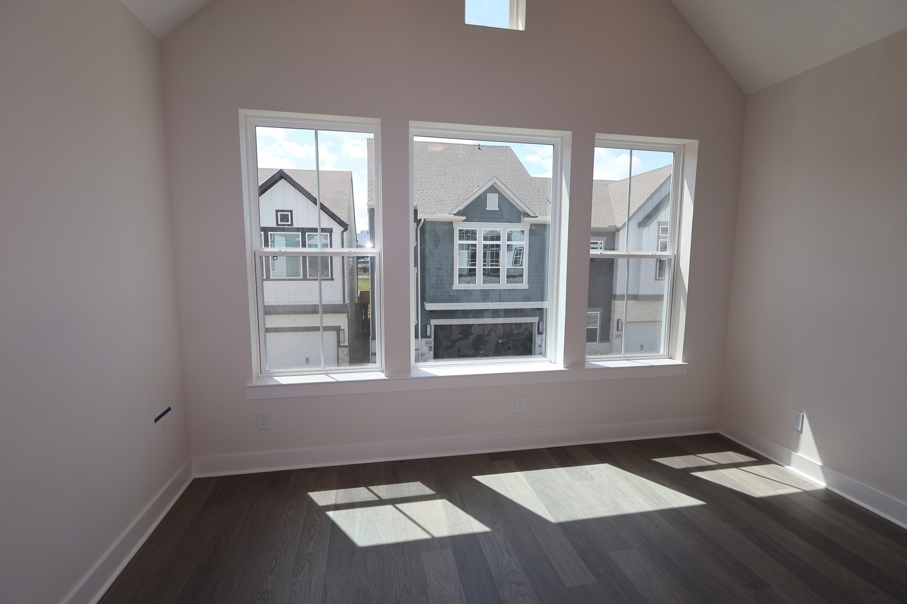 16018 Hayes Park Drive Property Photo 13