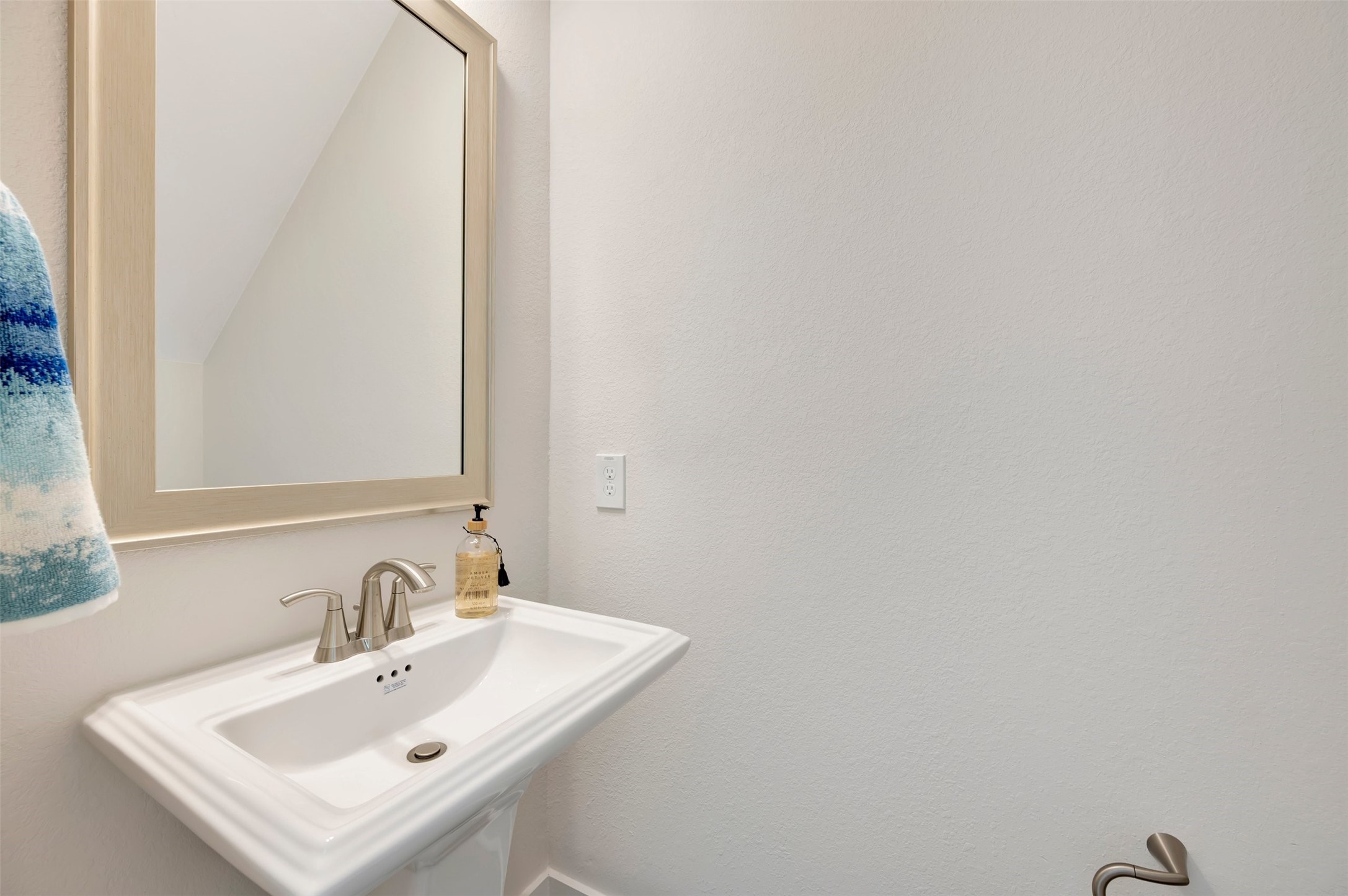 16018 Hayes Park Drive Property Photo 15
