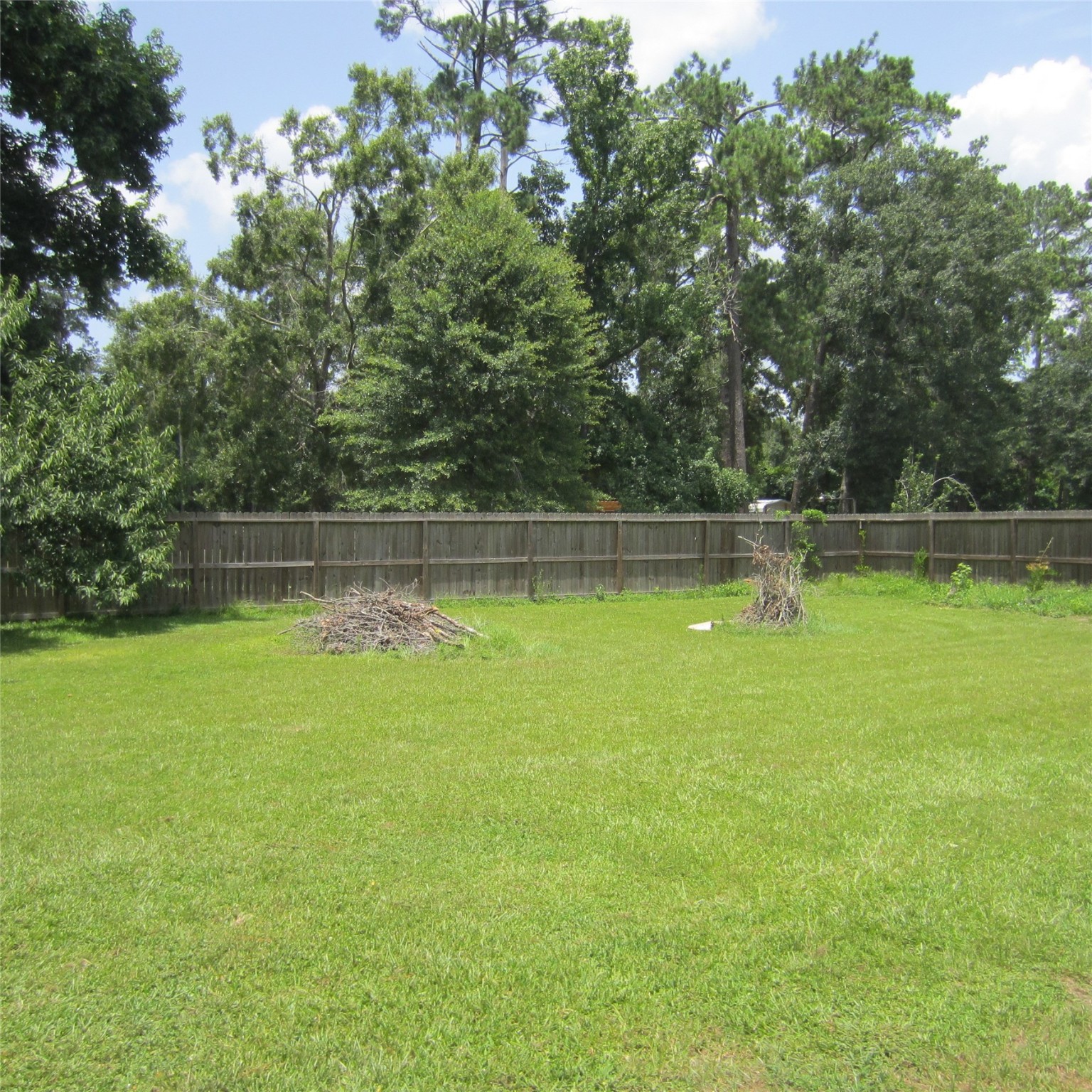 14758 Lucas Drive Property Photo 14
