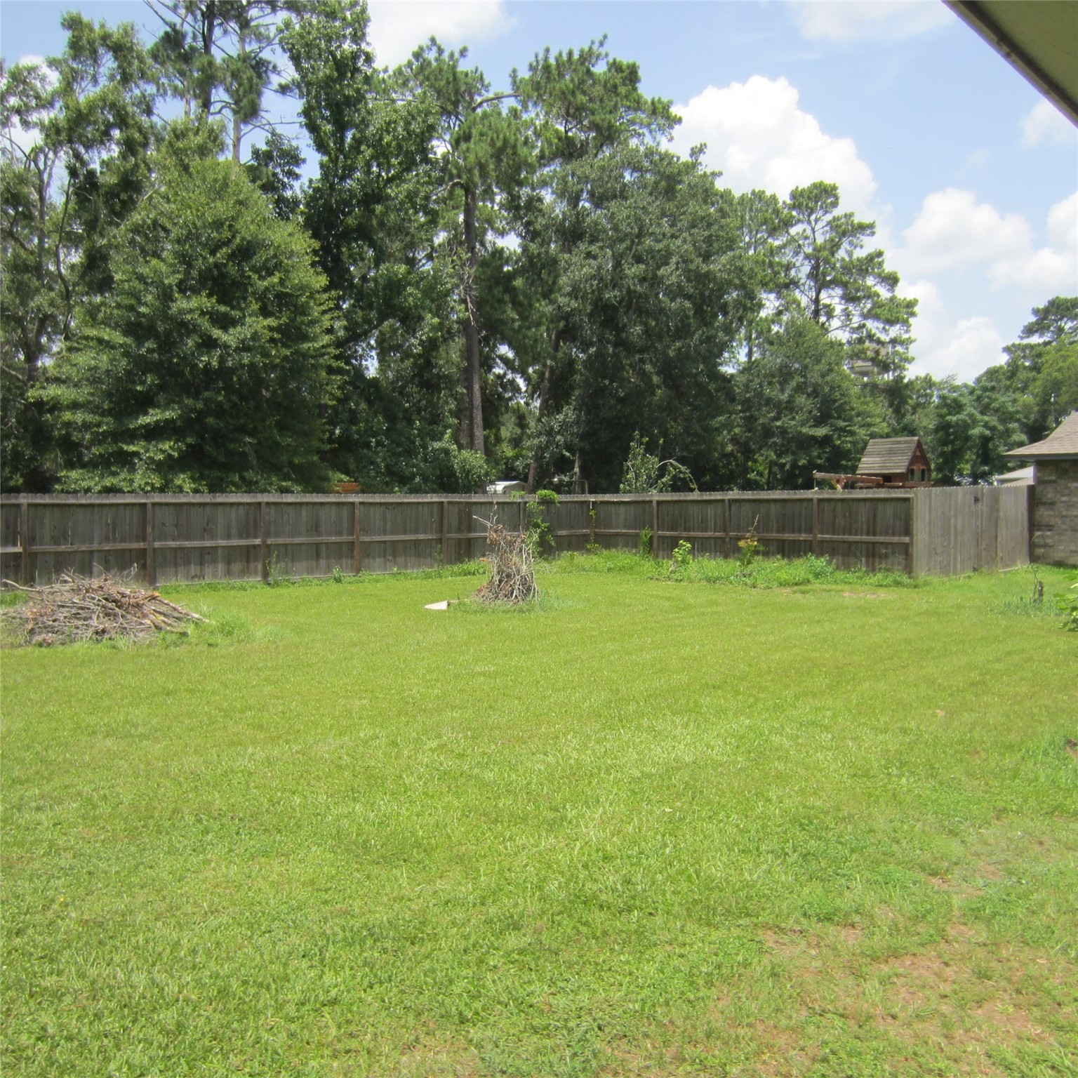 14758 Lucas Drive Property Photo 15