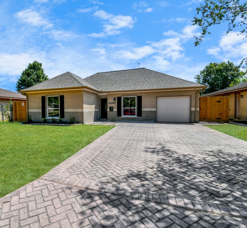 12807 Southspring Drive Property Photo 1