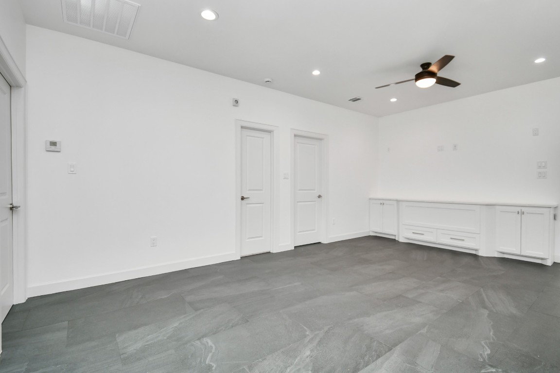 12807 Southspring Drive Property Photo 6