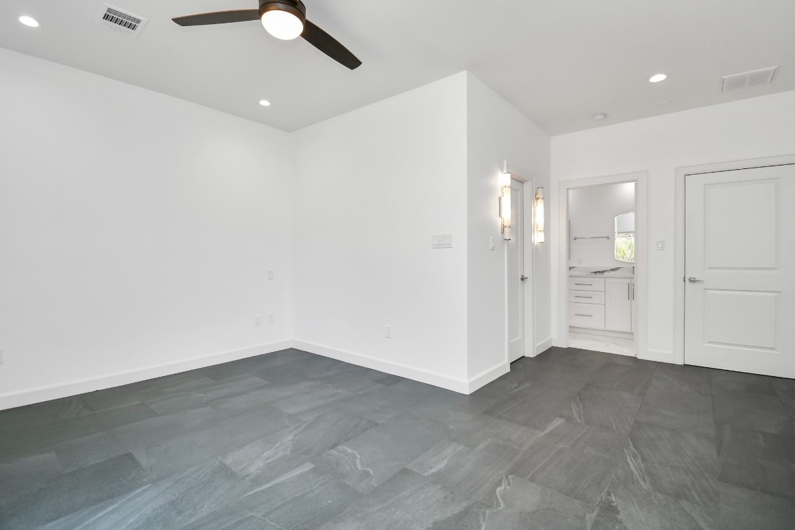 12807 Southspring Drive Property Photo 10