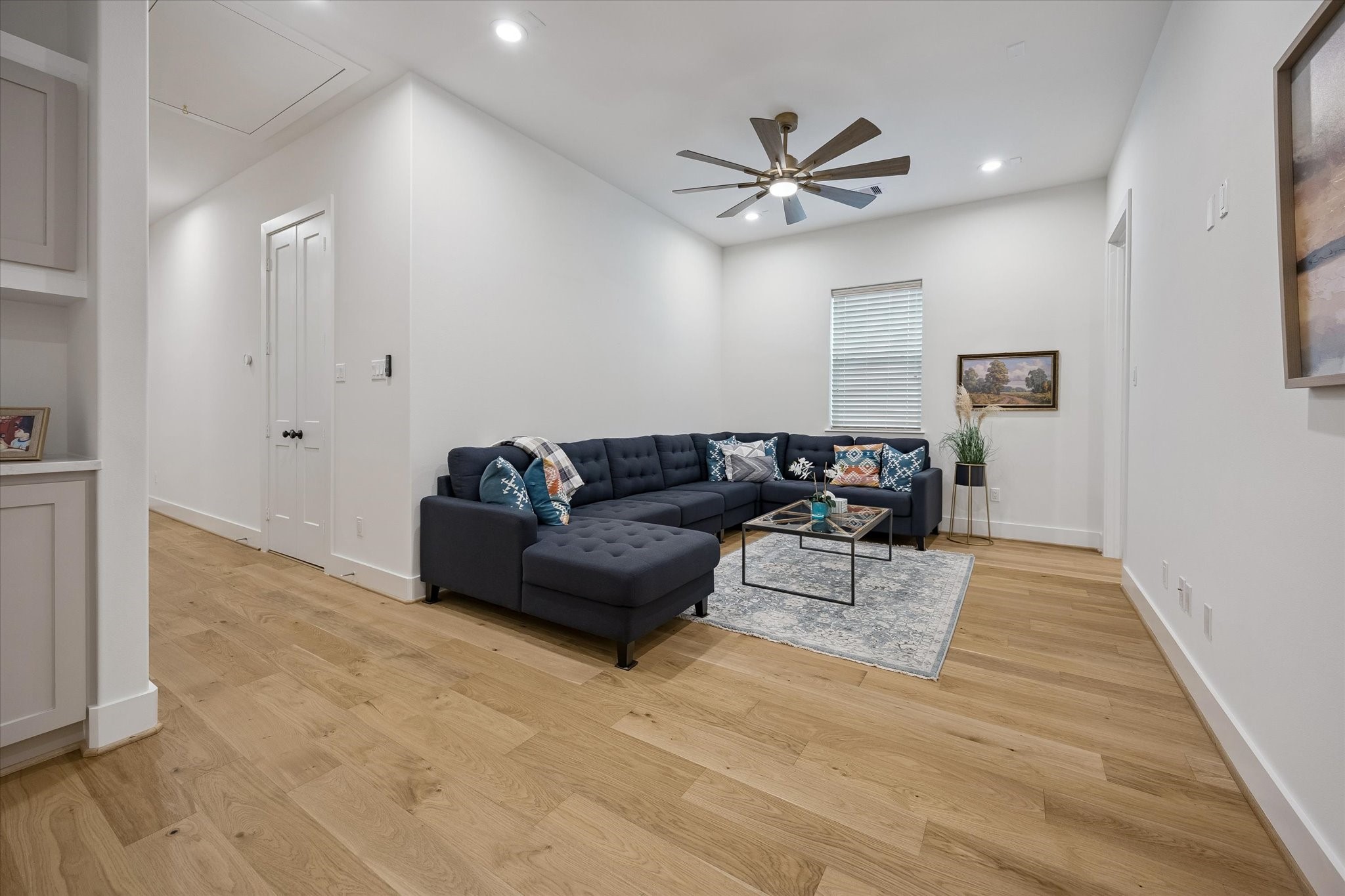 6125 Hamman Street Property Photo 8