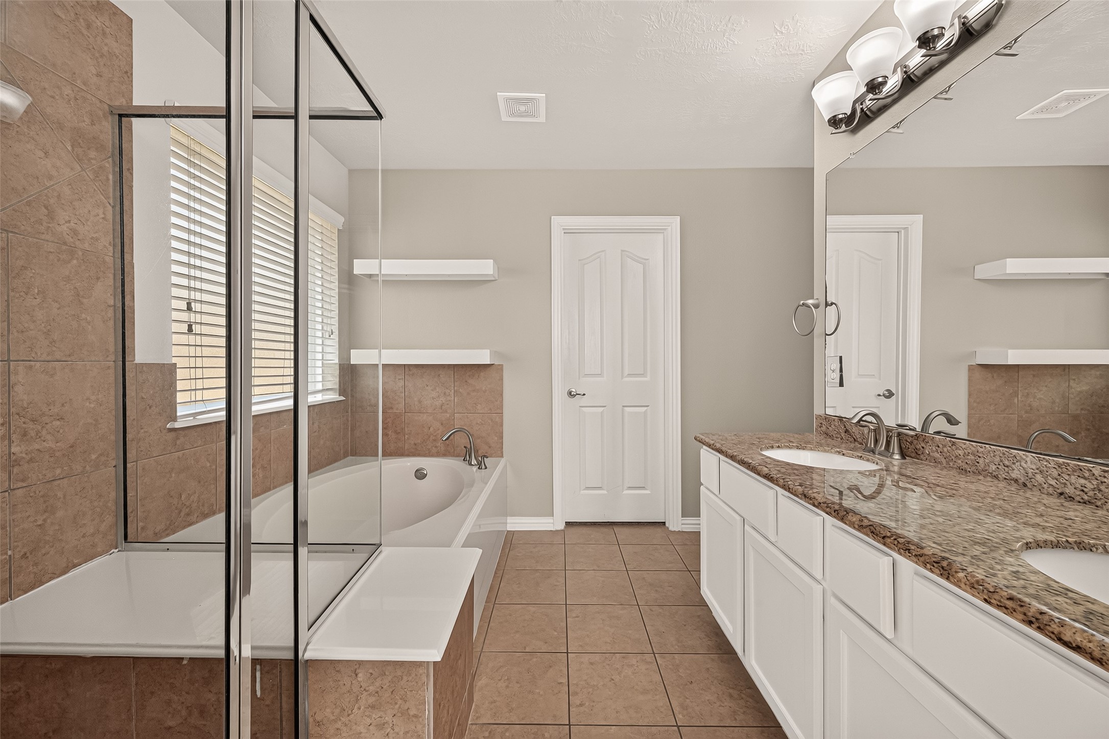 18115 Garnet Red Road Property Photo 29
