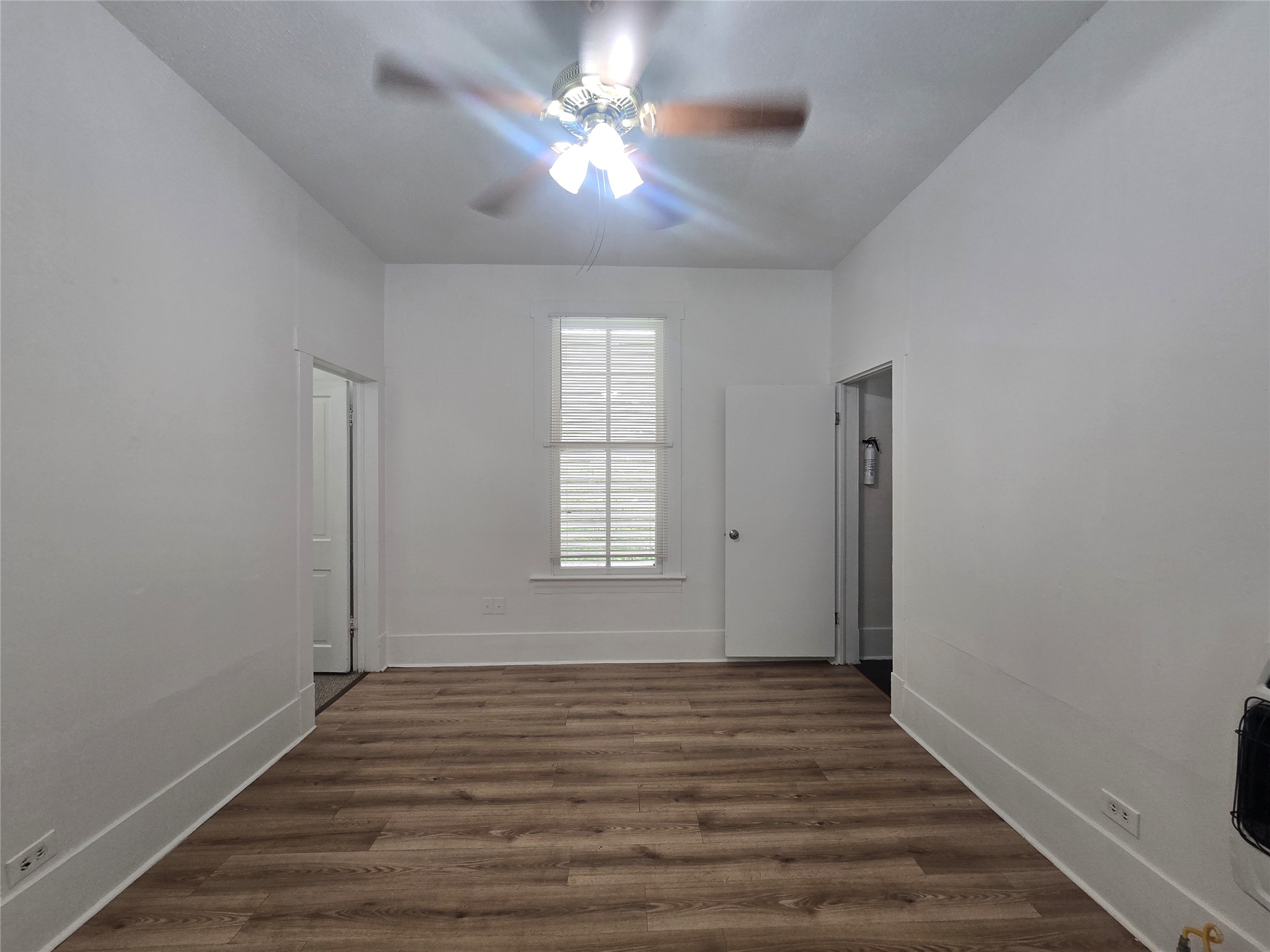 1404 38th Street Property Photo 4